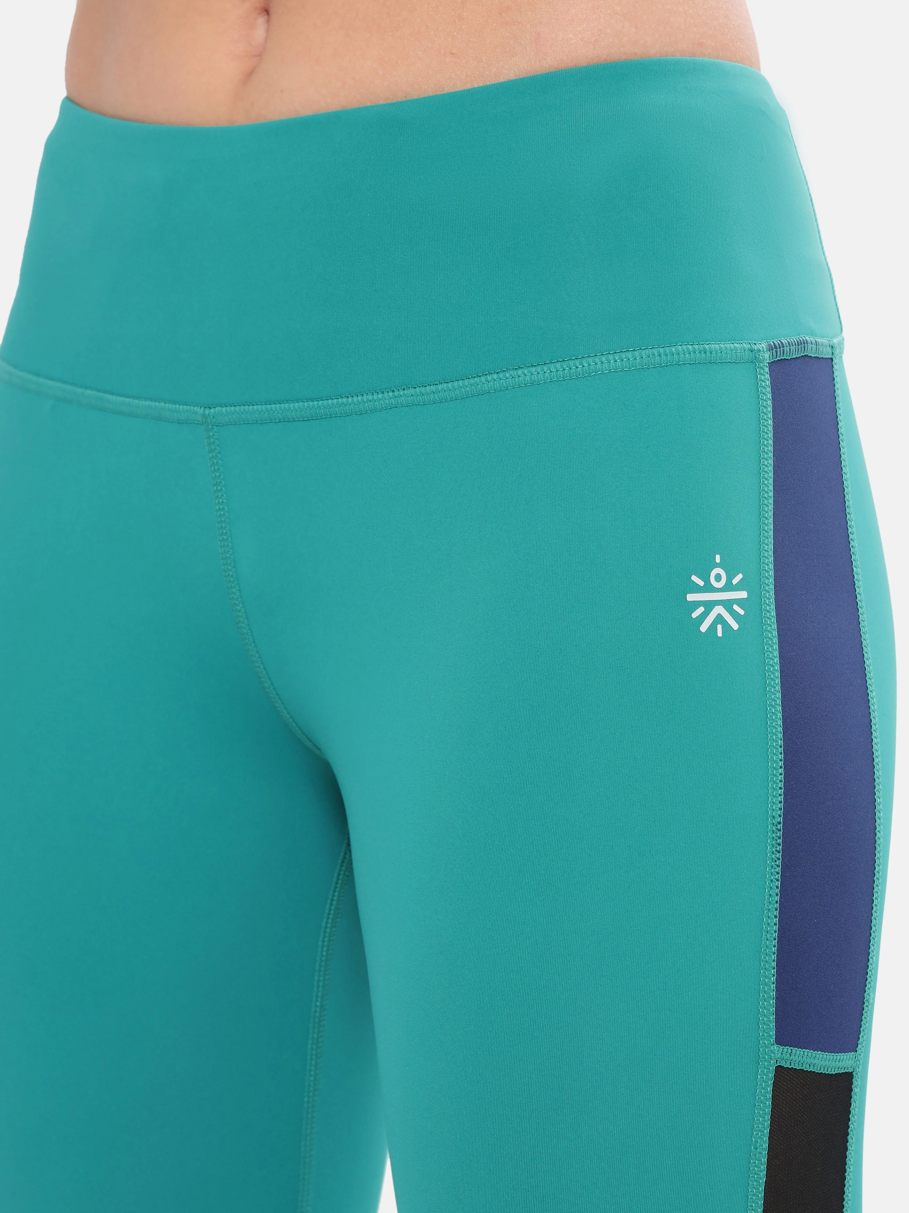 Absolute Fit Tights with Contrast Side Panels and Back Pocket - Image 6