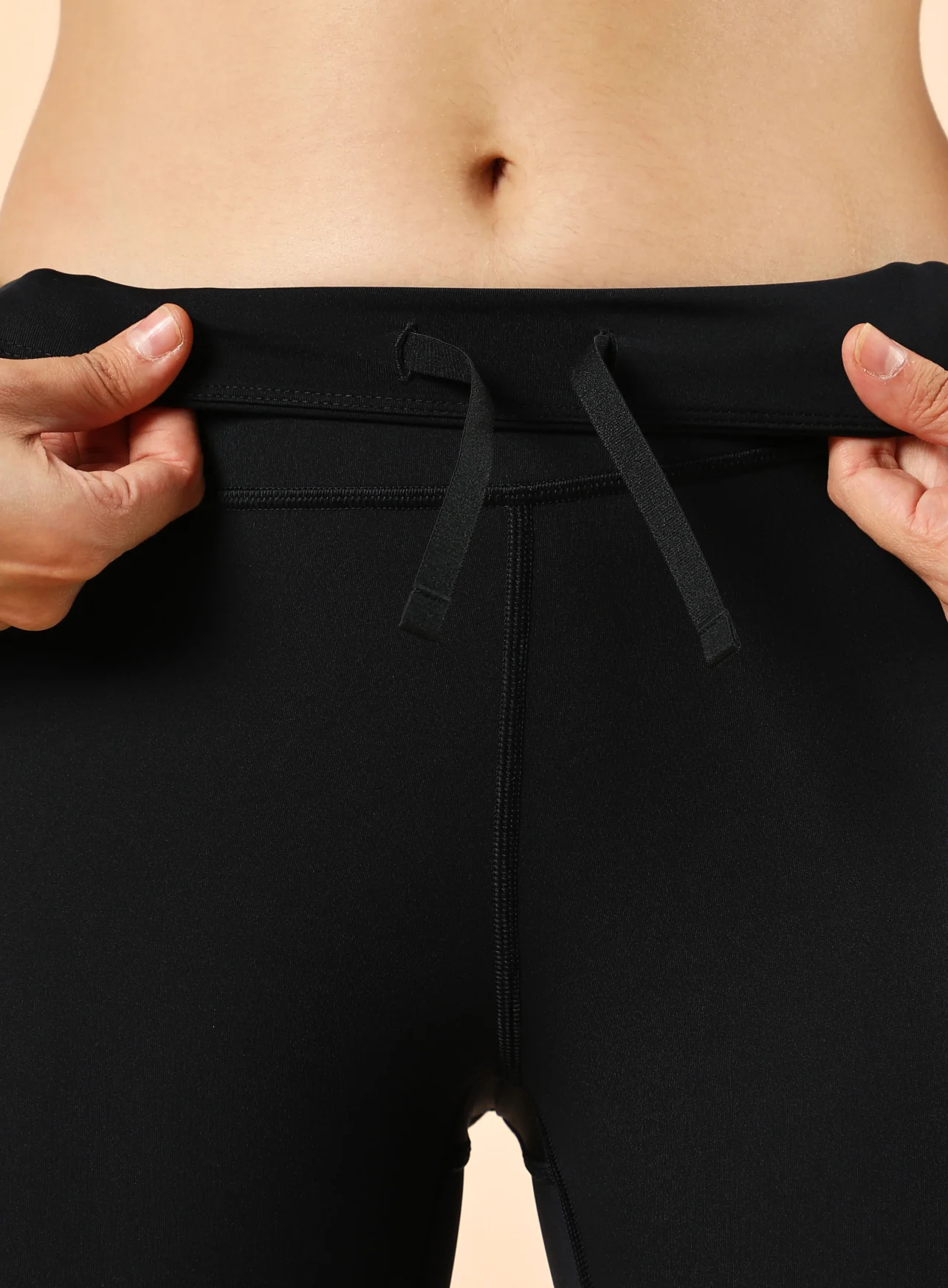 Black Absolute Fit Tights with Logo Print and Back Pocket - Image 9