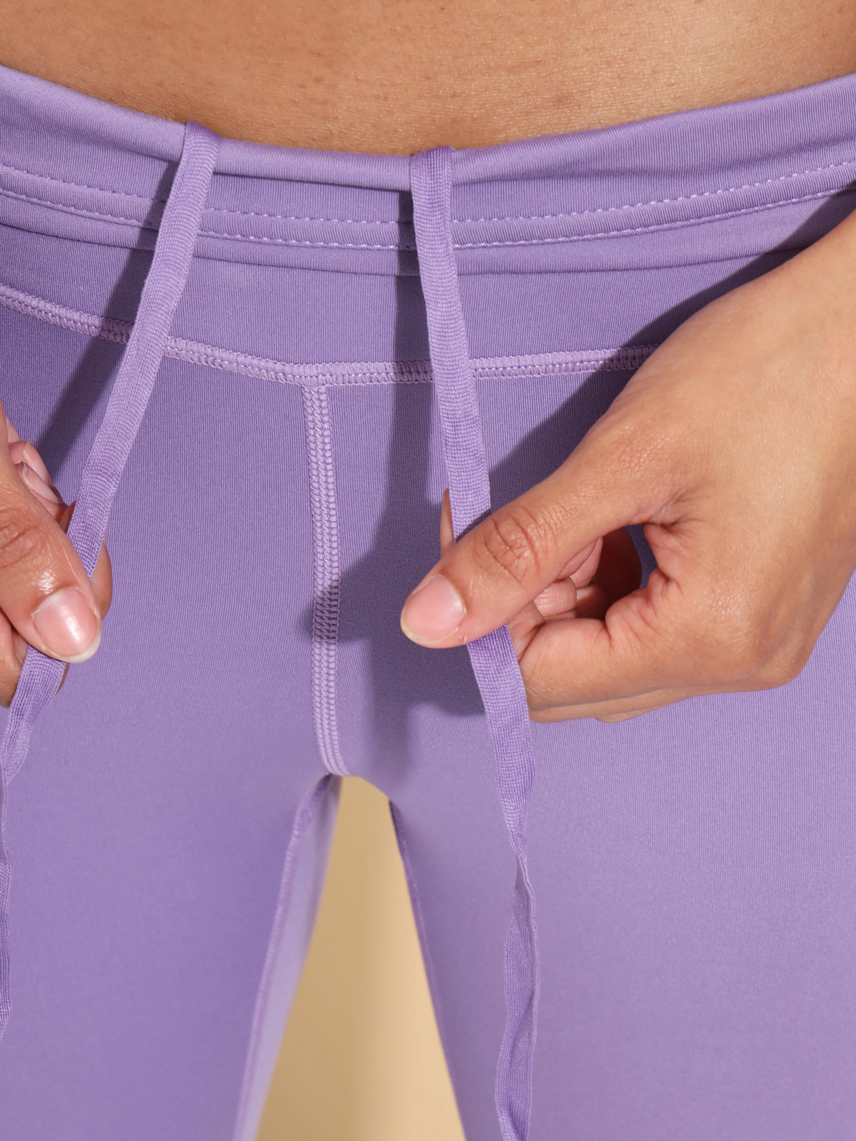 AbsoluteFit Essential Lavender Tights With Pockets - Image 8