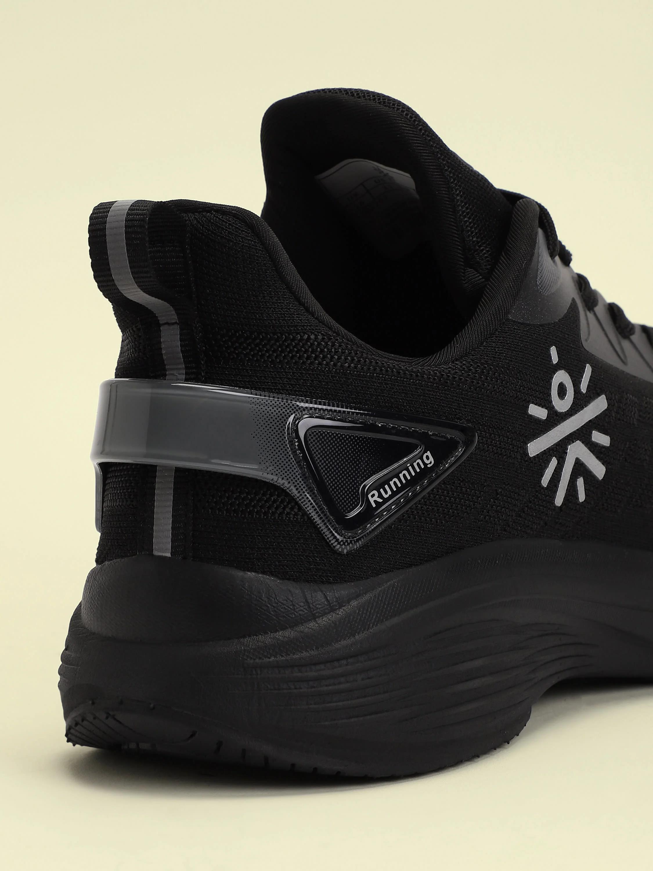 cult Active Men Running Shoes - Black - Image 6