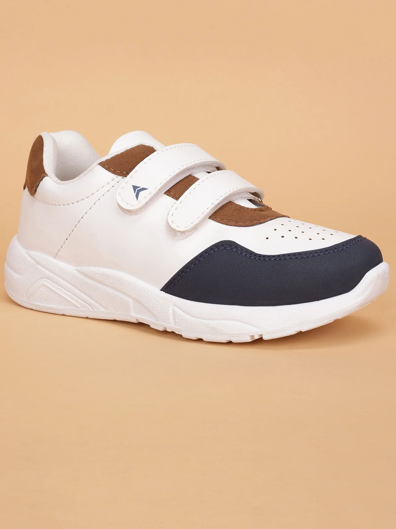 Avant Kids VeloX Sneaker - White - Image 3