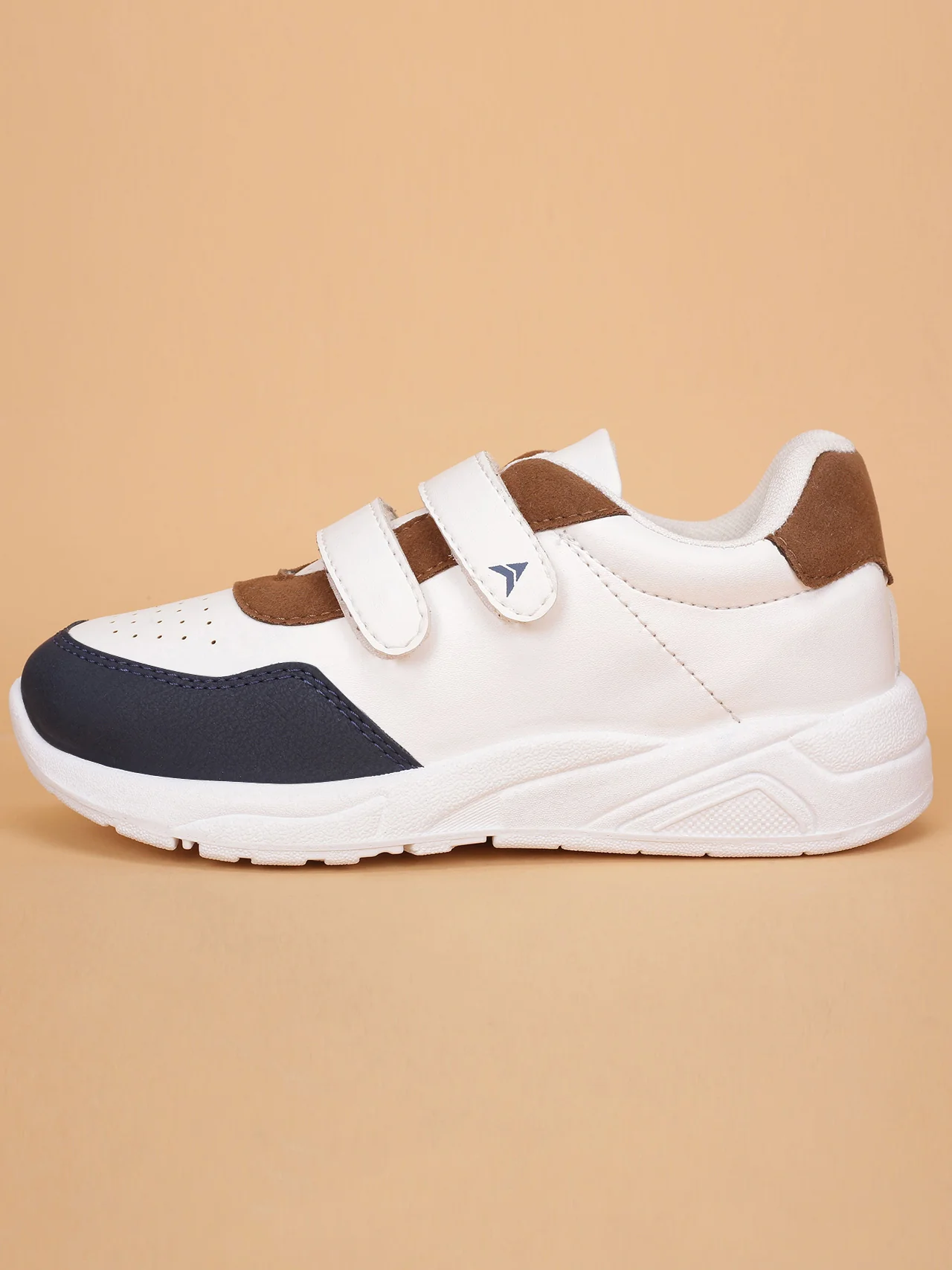 Avant Kids VeloX Sneaker - White - Image 4
