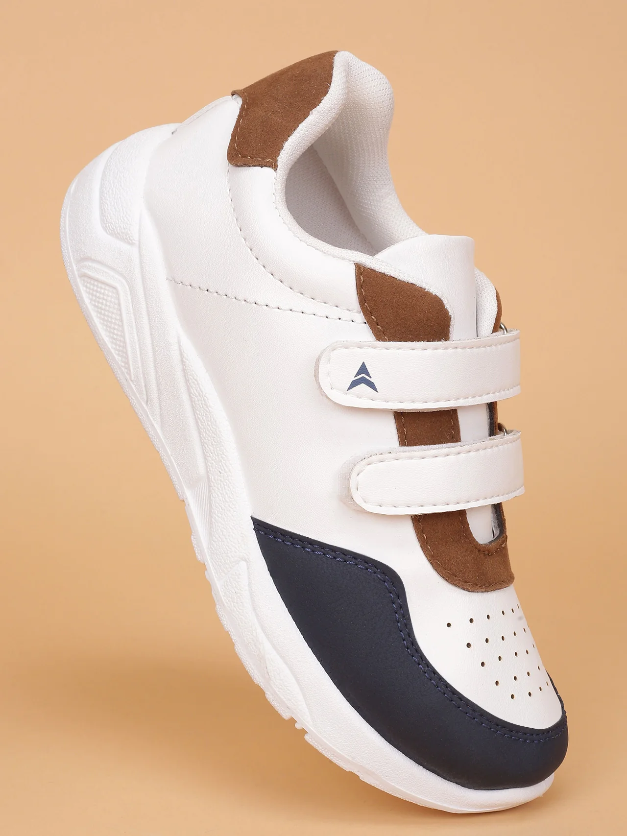 Avant Kids VeloX Sneaker - White - Image 5