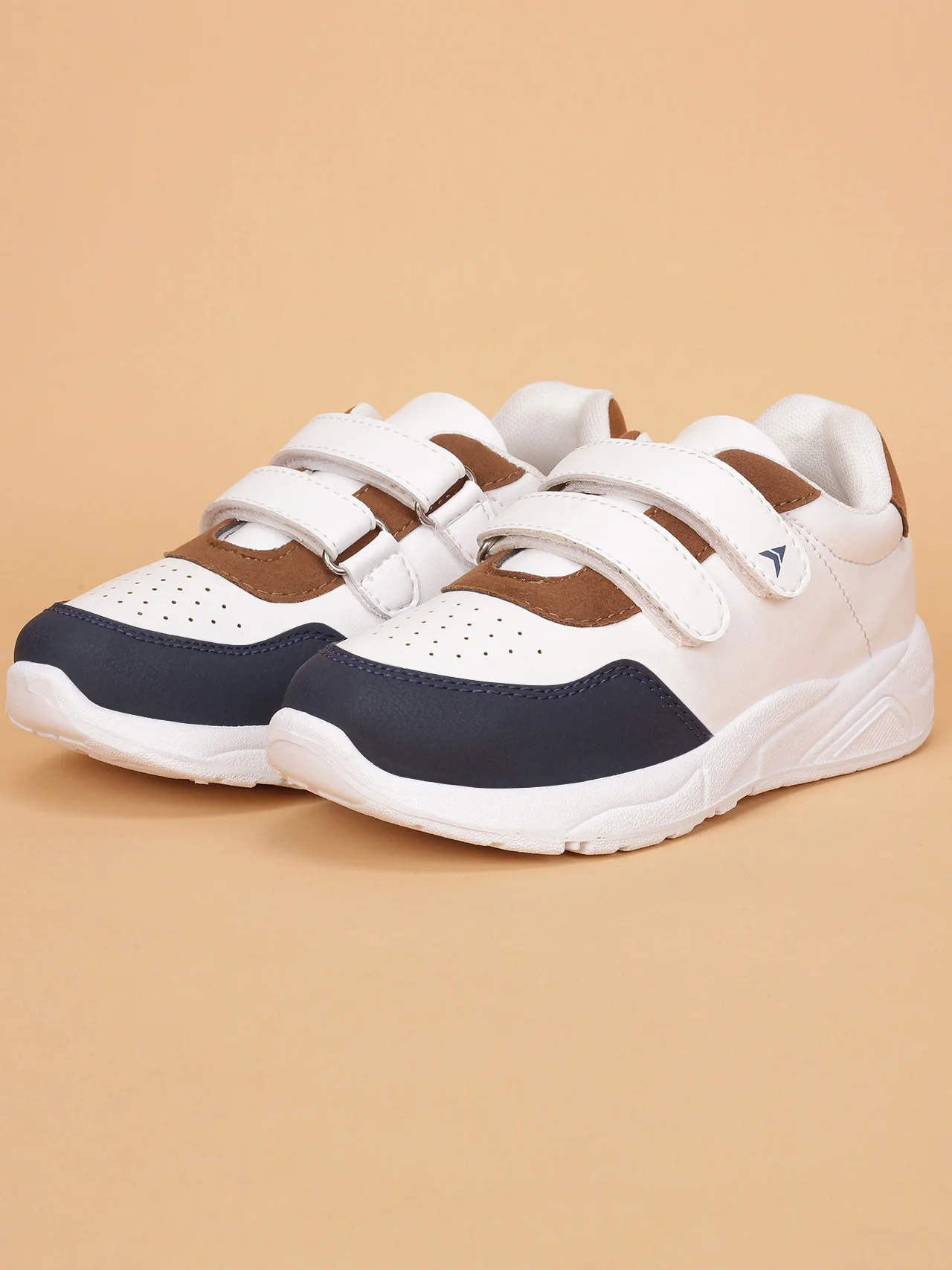 Avant Kids VeloX Sneaker - White - Image 6