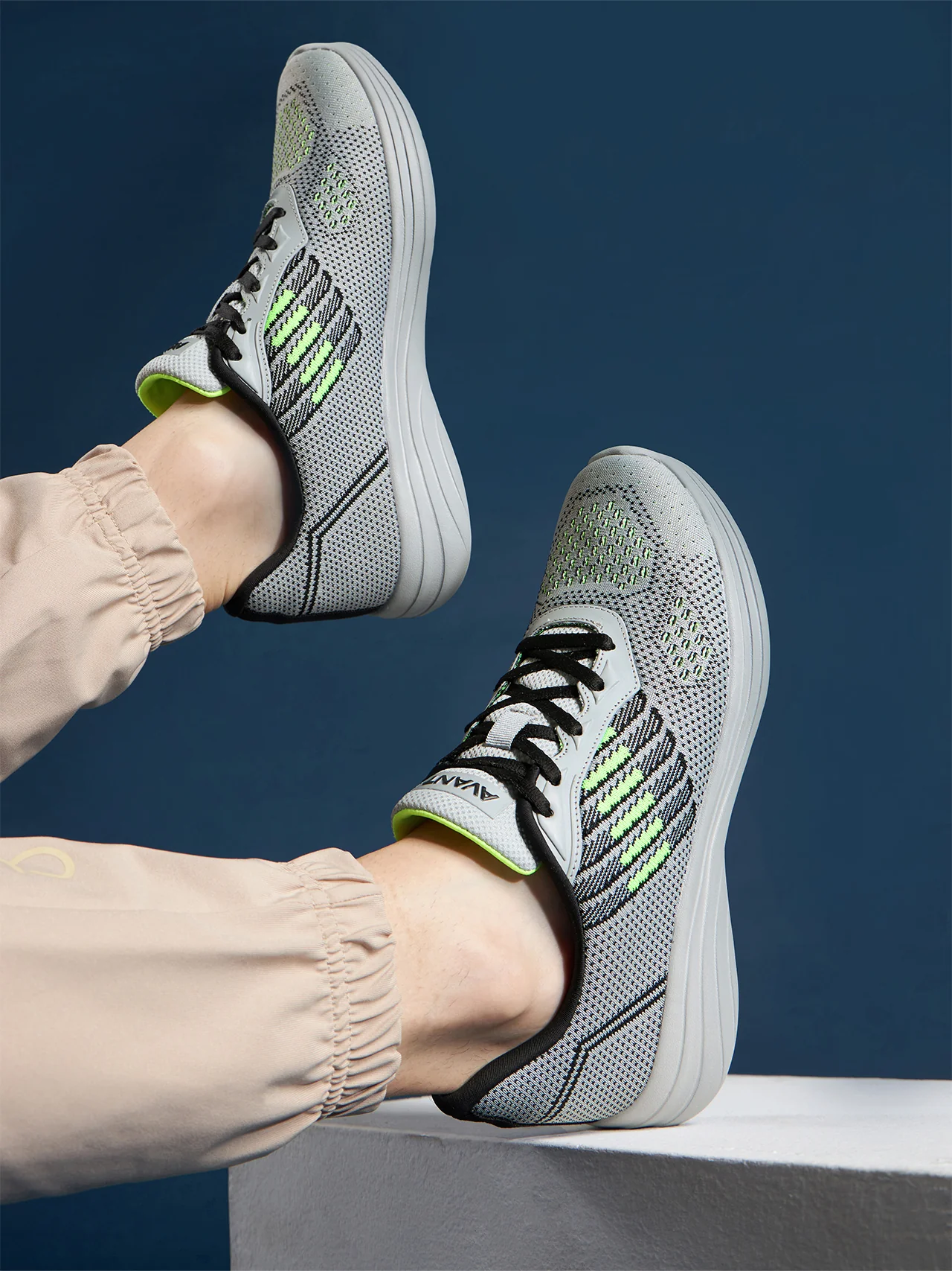 Avant Men's Amaze Walking Shoes - L.Grey - Image 2