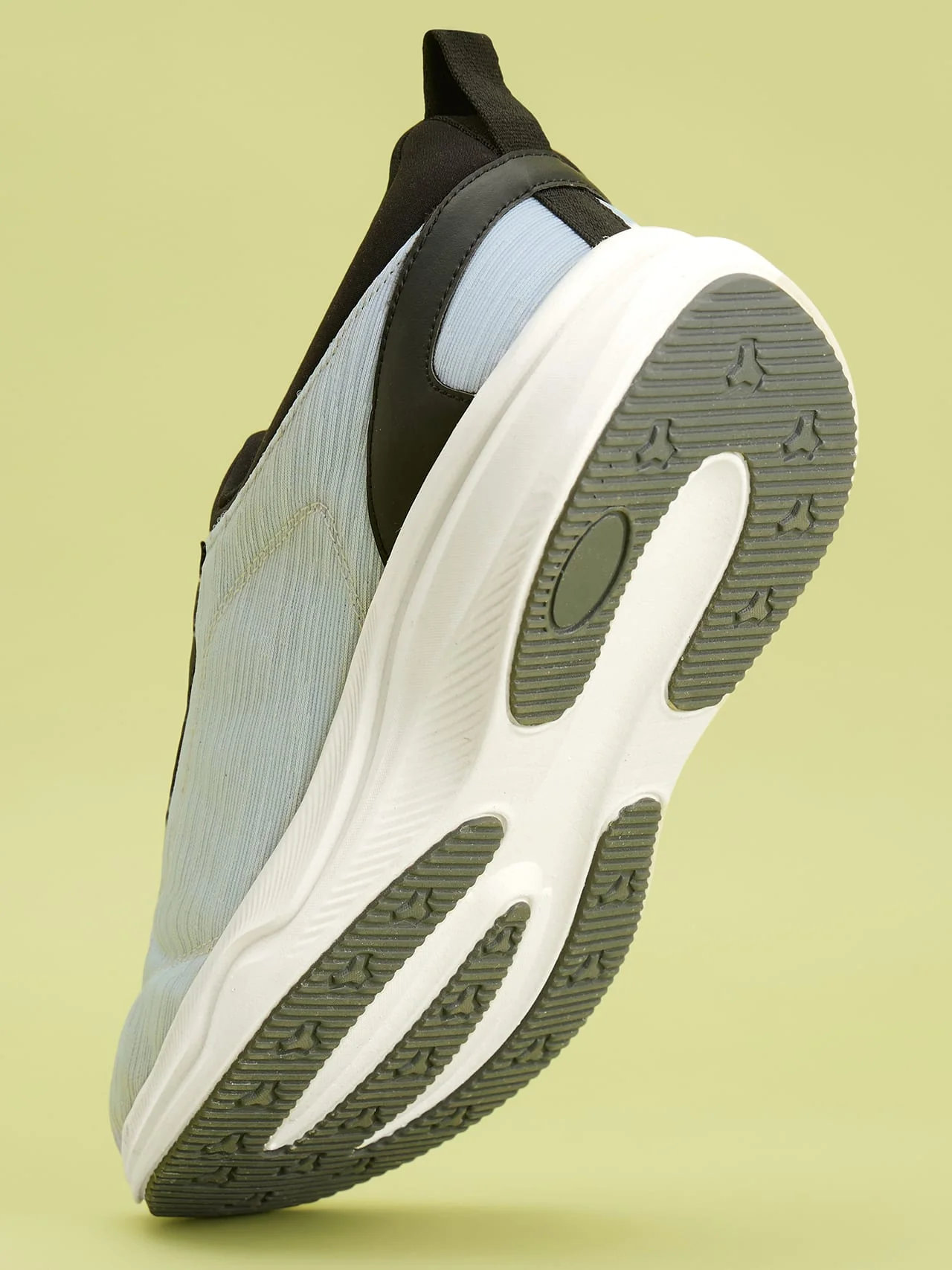 Avant Men's Brezza Slip-On Walking Shoes - Grey/Black - Image 9