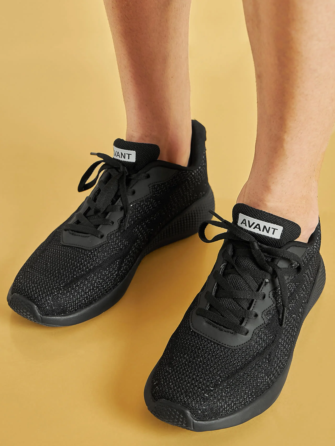 Avant Men's Classic Knitted Walking Shoes- Black - Image 10