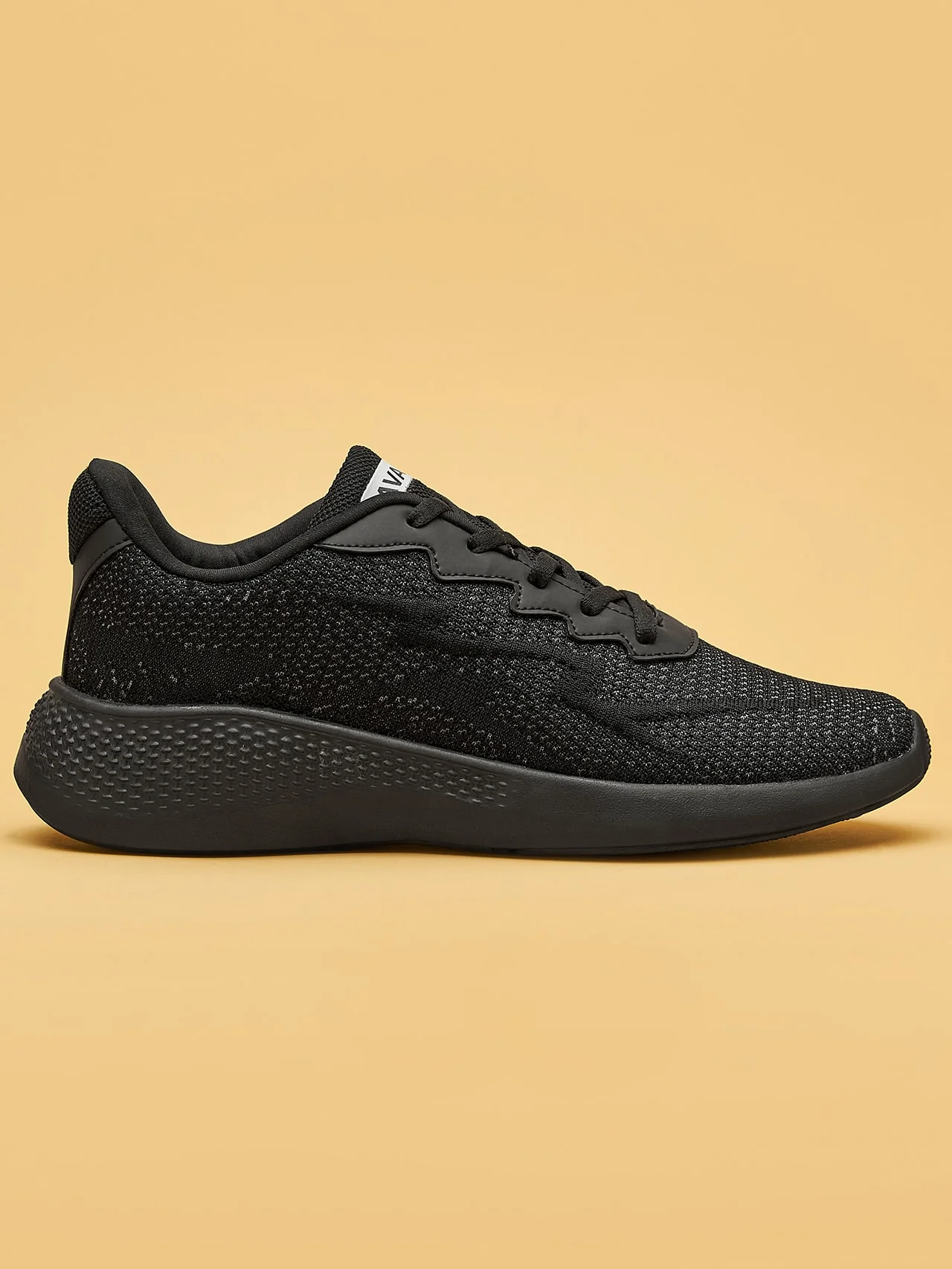 Avant Men's Classic Knitted Walking Shoes- Black - Image 2