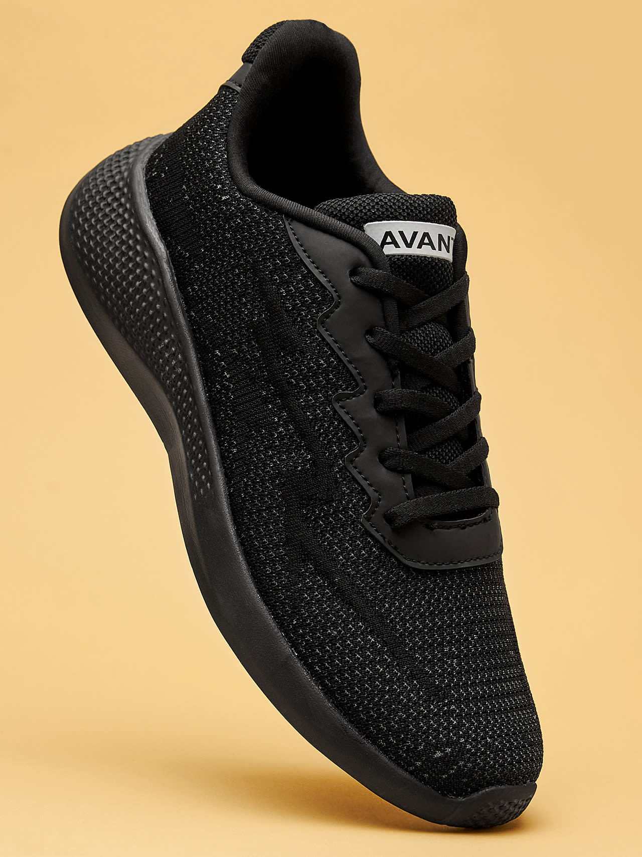 Avant Men's Classic Knitted Walking Shoes- Black - Image 3