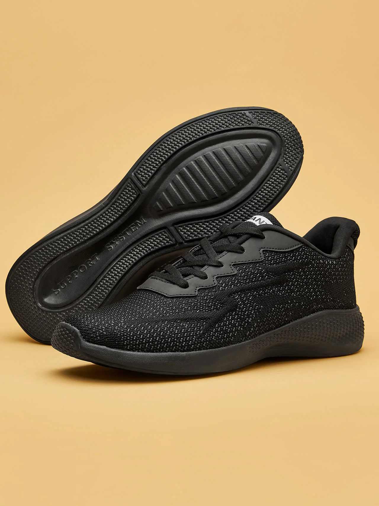 Avant Men's Classic Knitted Walking Shoes- Black - Image 5