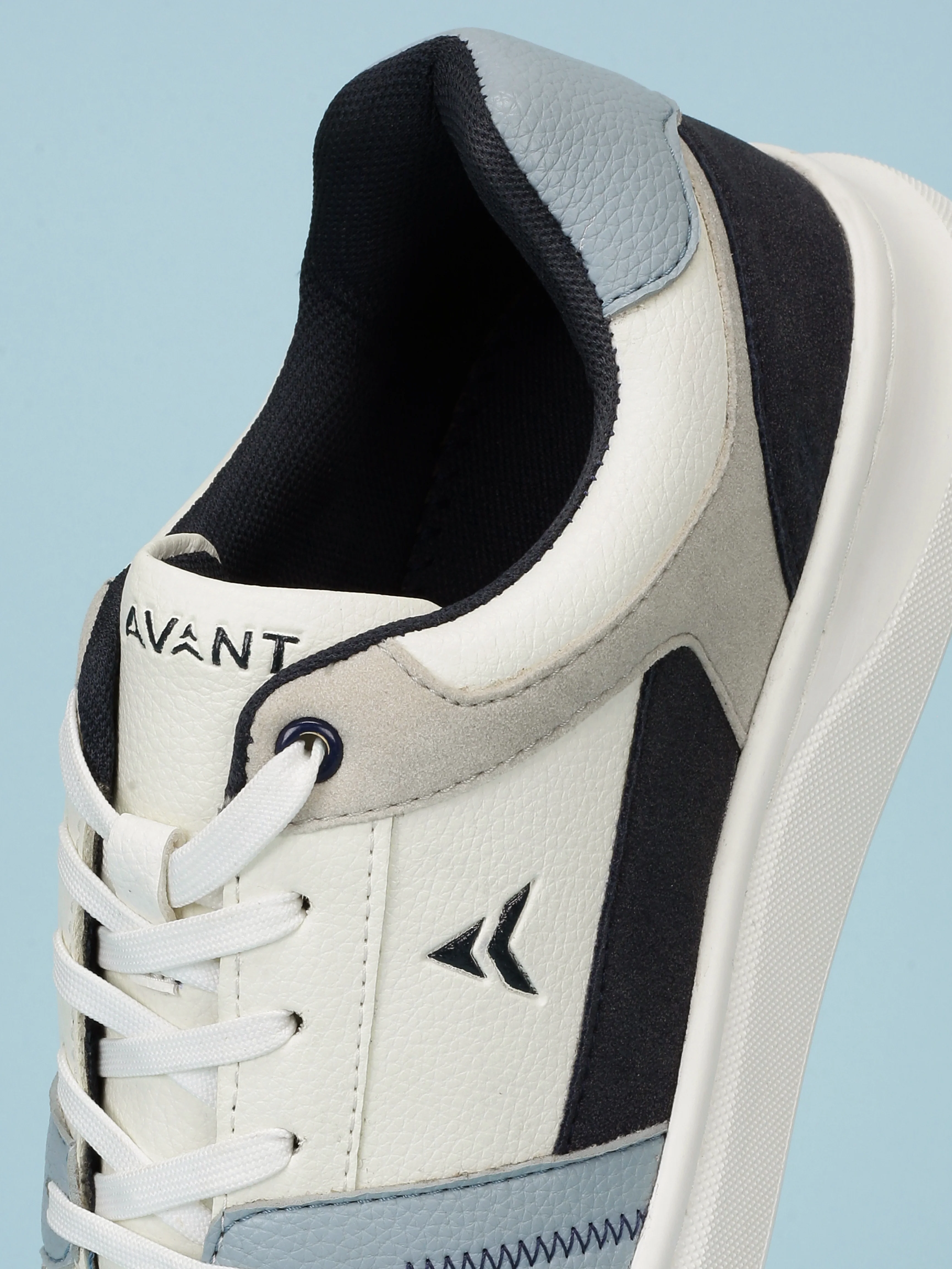 Avant Men's Cobalt Casual Sneakers - White - Image 6