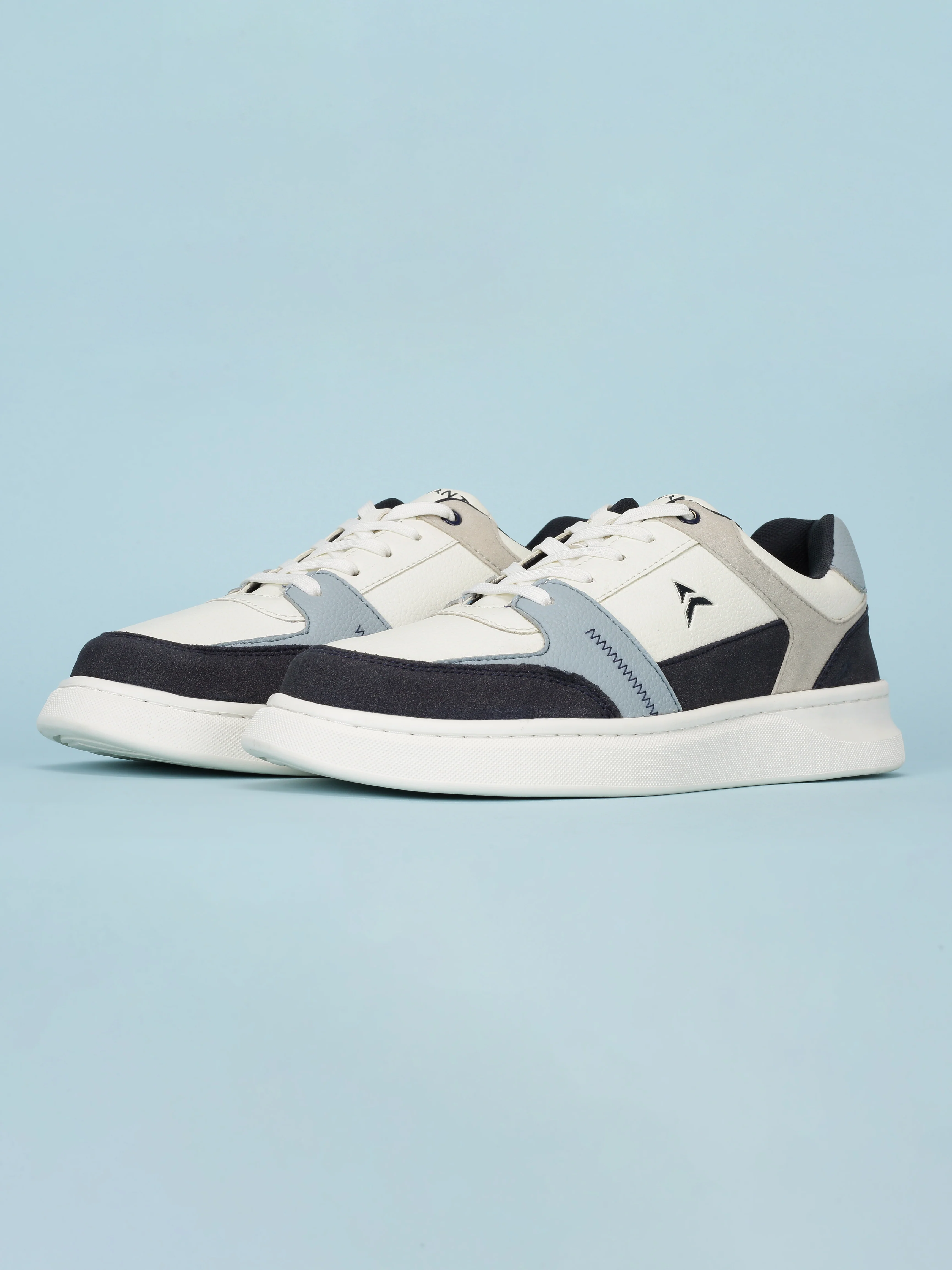Avant Men's Cobalt Casual Sneakers - White - Image 7