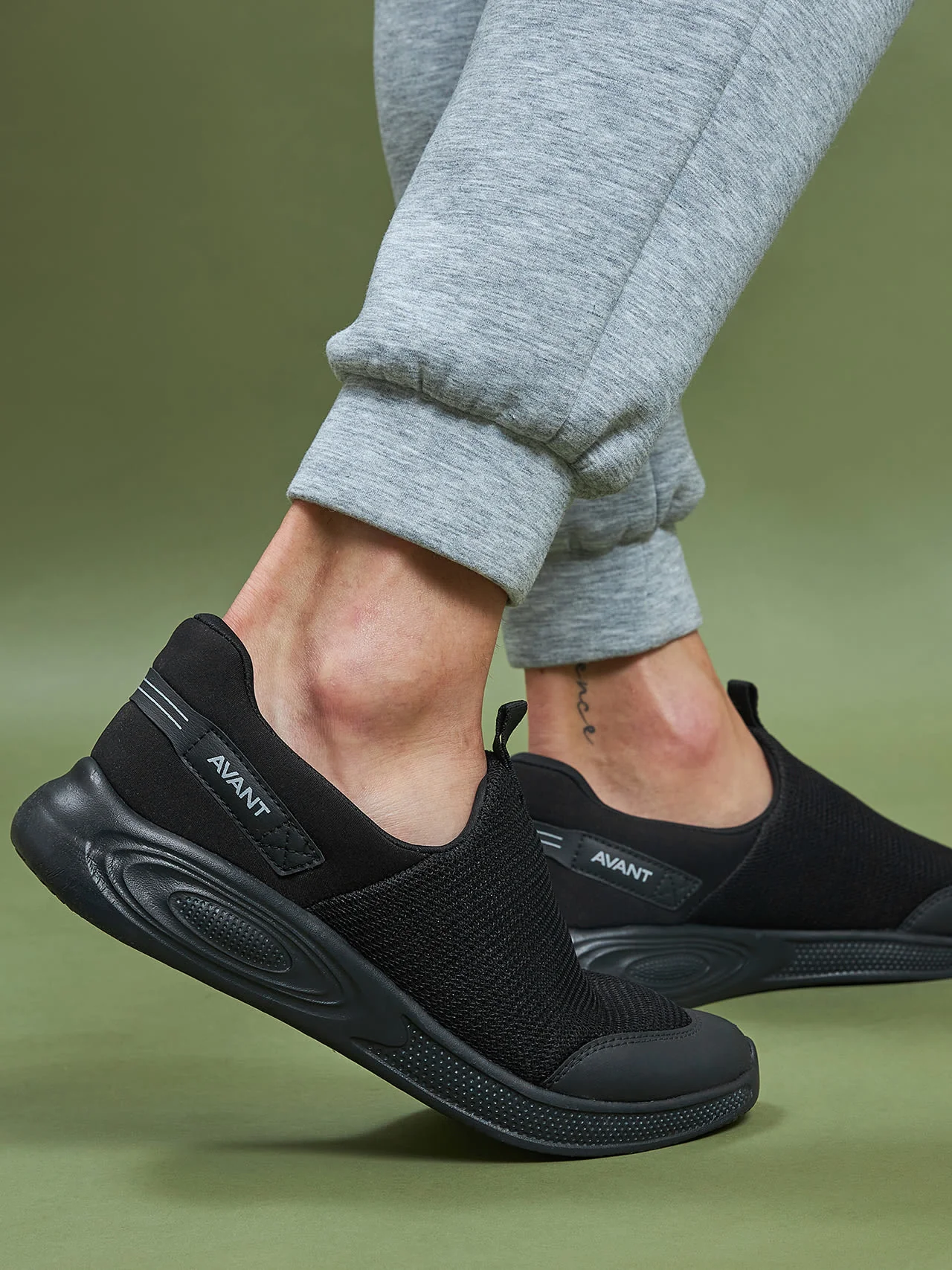 Avant Men's Comfit Slip-On Walking Shoes - Black - Image 2