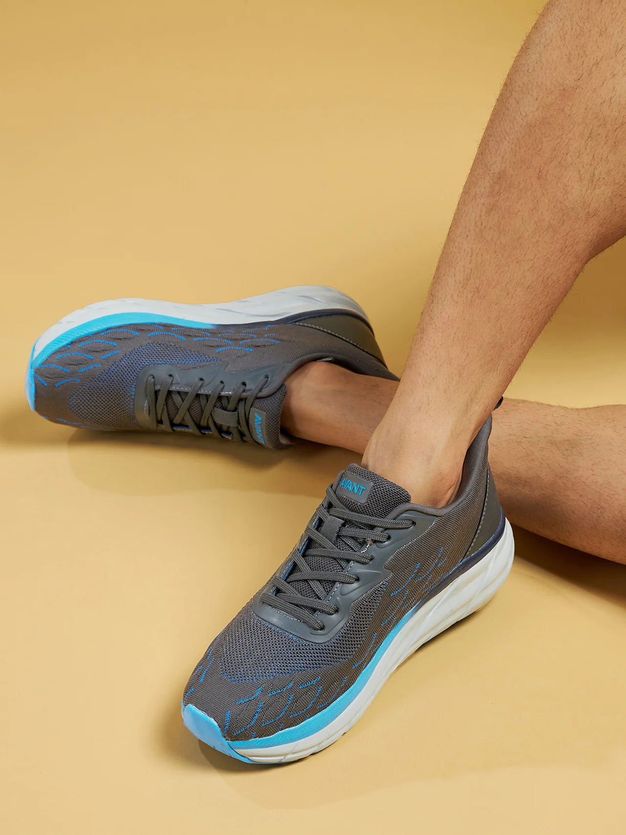 Avant Men's Cruiser Running Shoes - Grey/Blue - Image 2