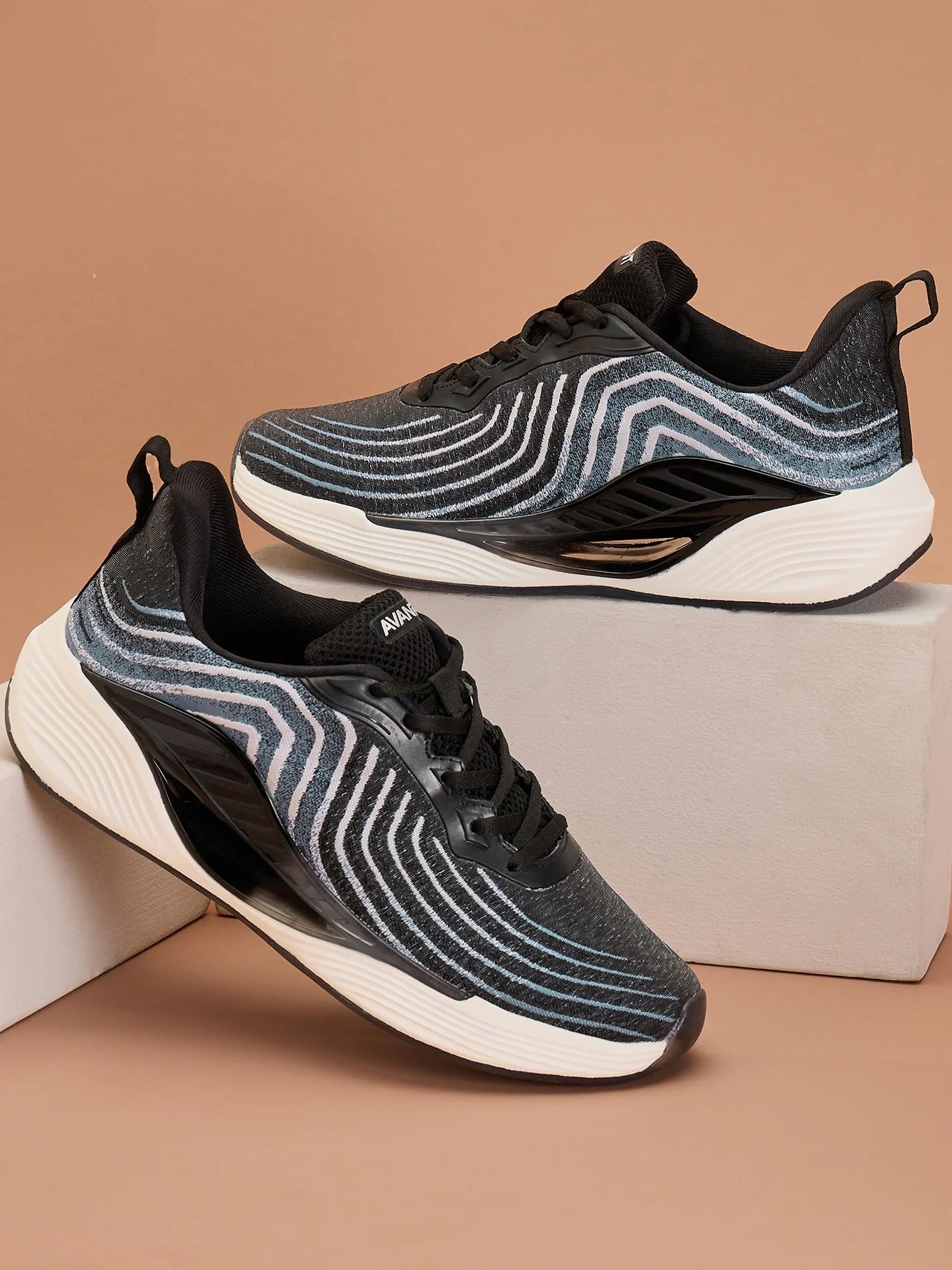 Avant Men's Cyclone Running Shoes - Black/Navy Blue - Image 10