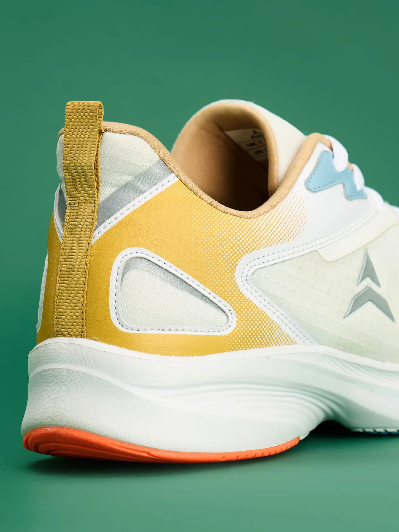 Avant Men's Delux Running Shoes - White/Gold - Image 10