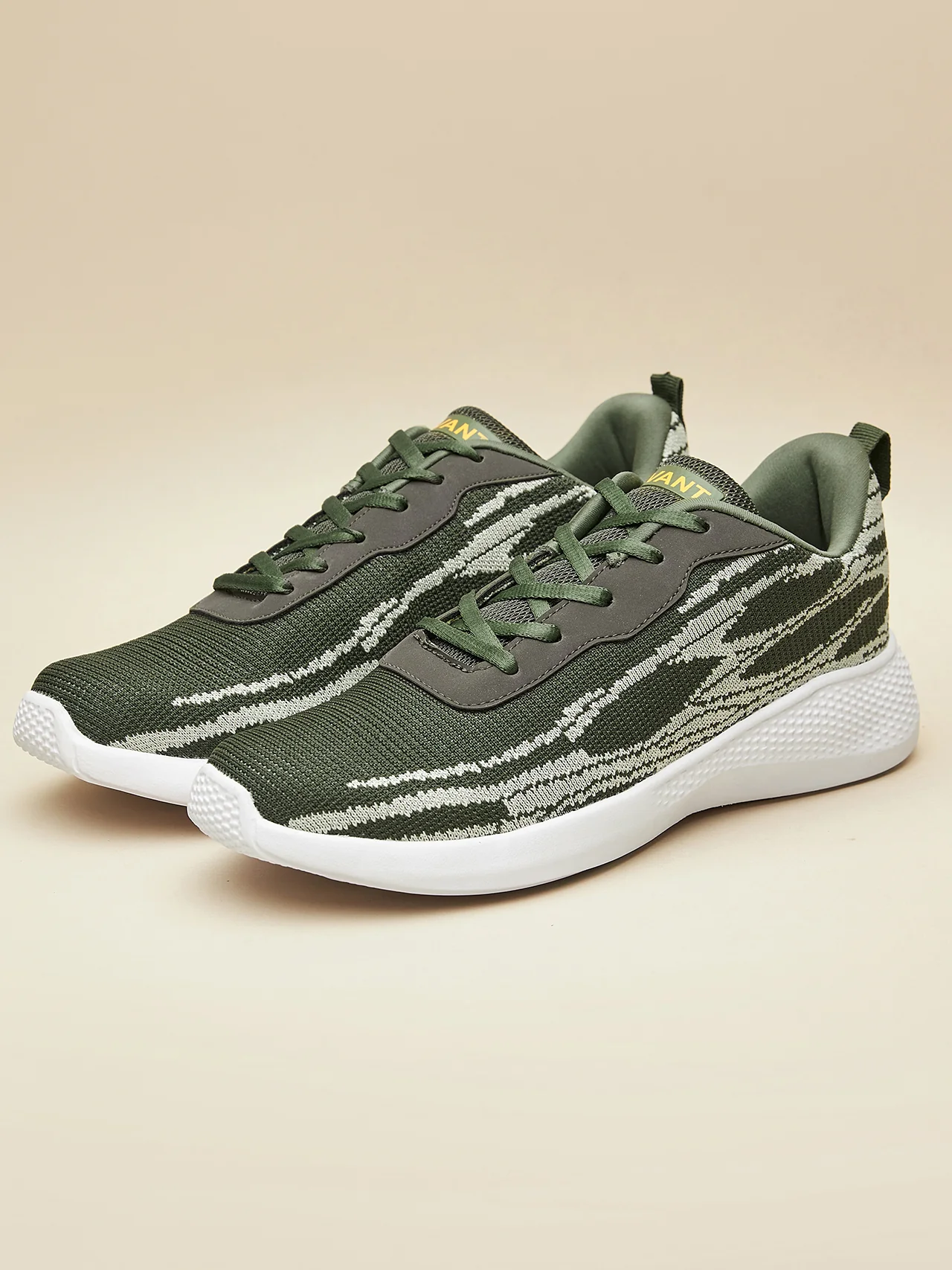 Avant Men's Dual Tone Knitted Walking Shoes-Olive - Image 4