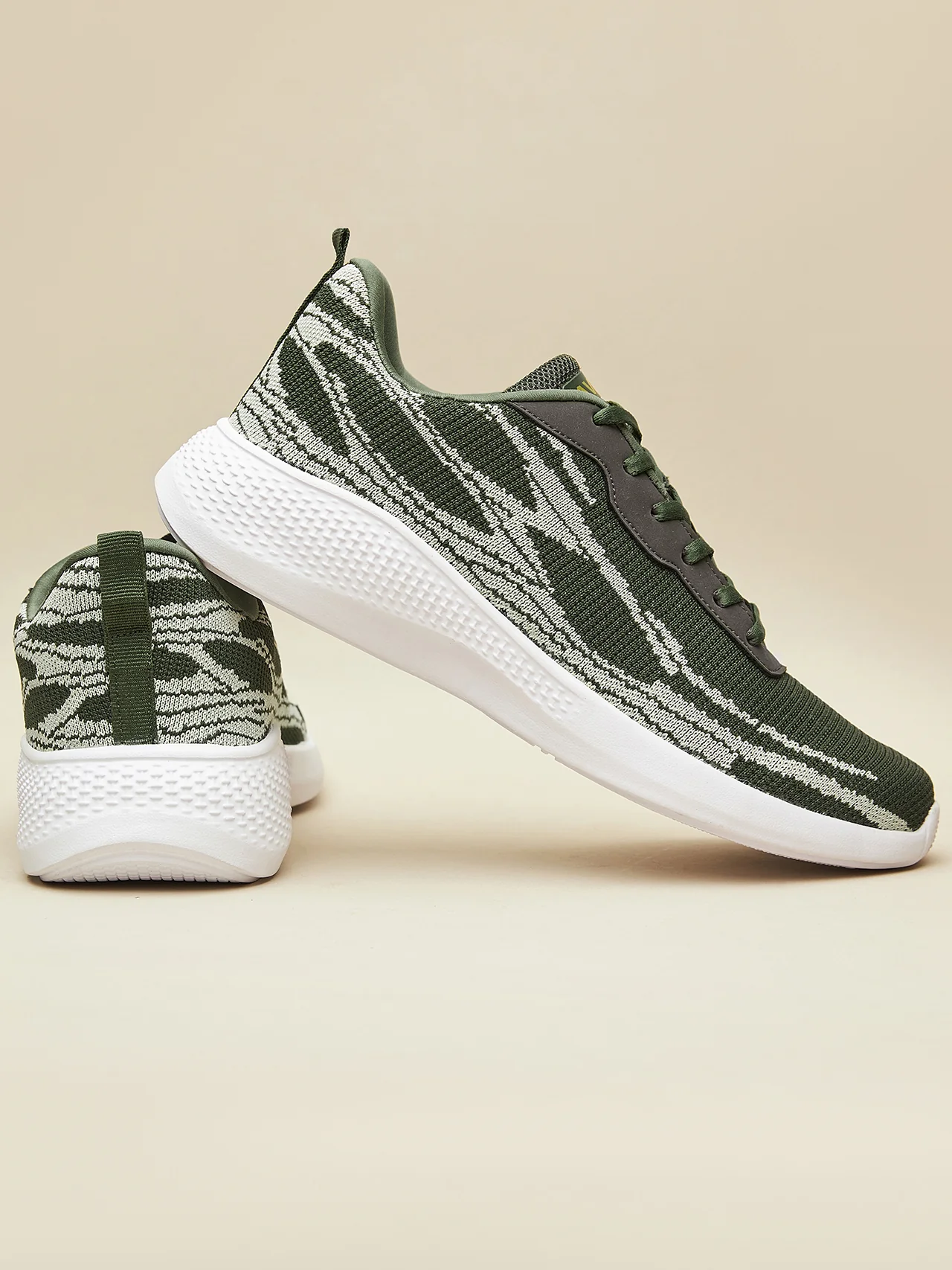 Avant Men's Dual Tone Knitted Walking Shoes-Olive - Image 7