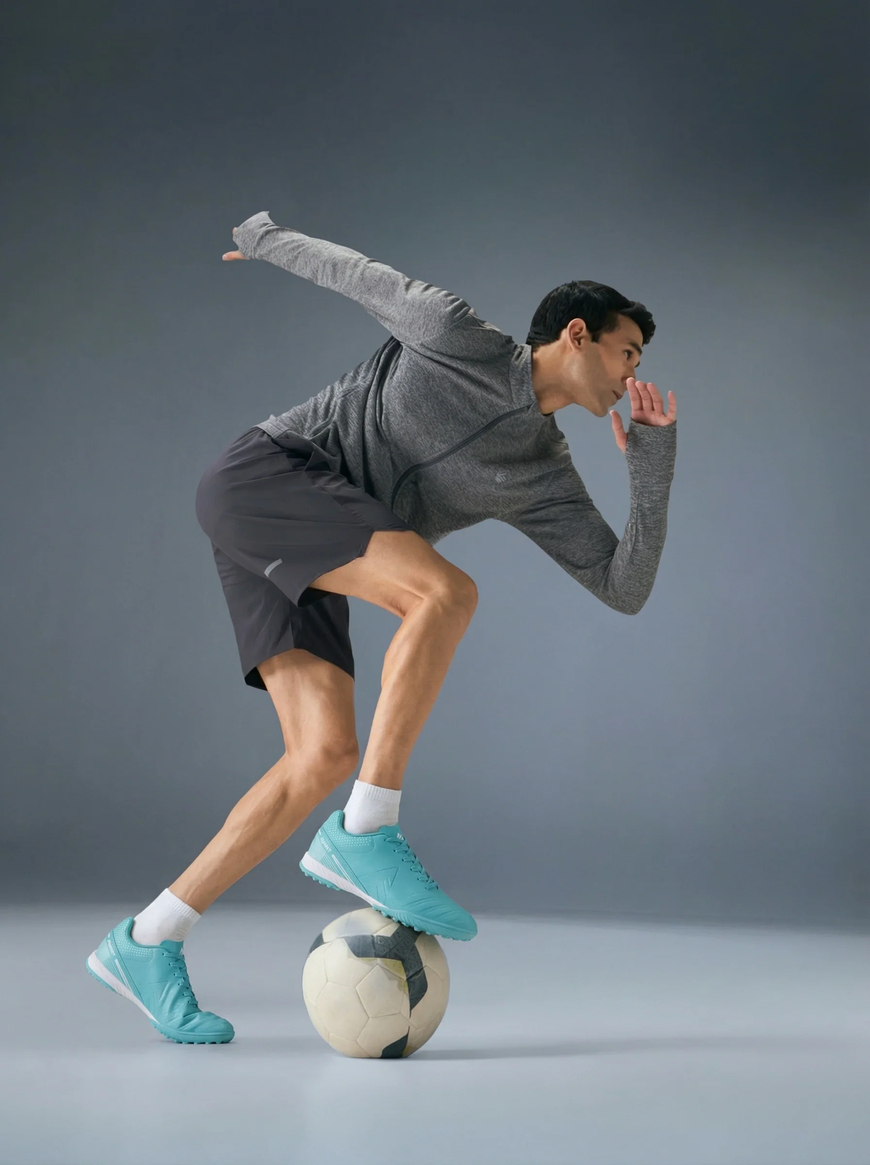 Avant Men's EdgeBlaze Football Shoes - Sky Blue - Image 2