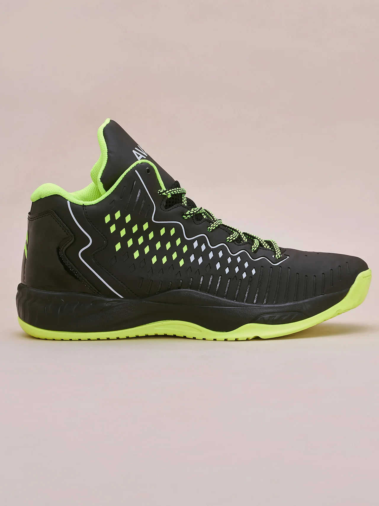 Avant Men's ElevateX Sneaker Shoes - Black - Image 4