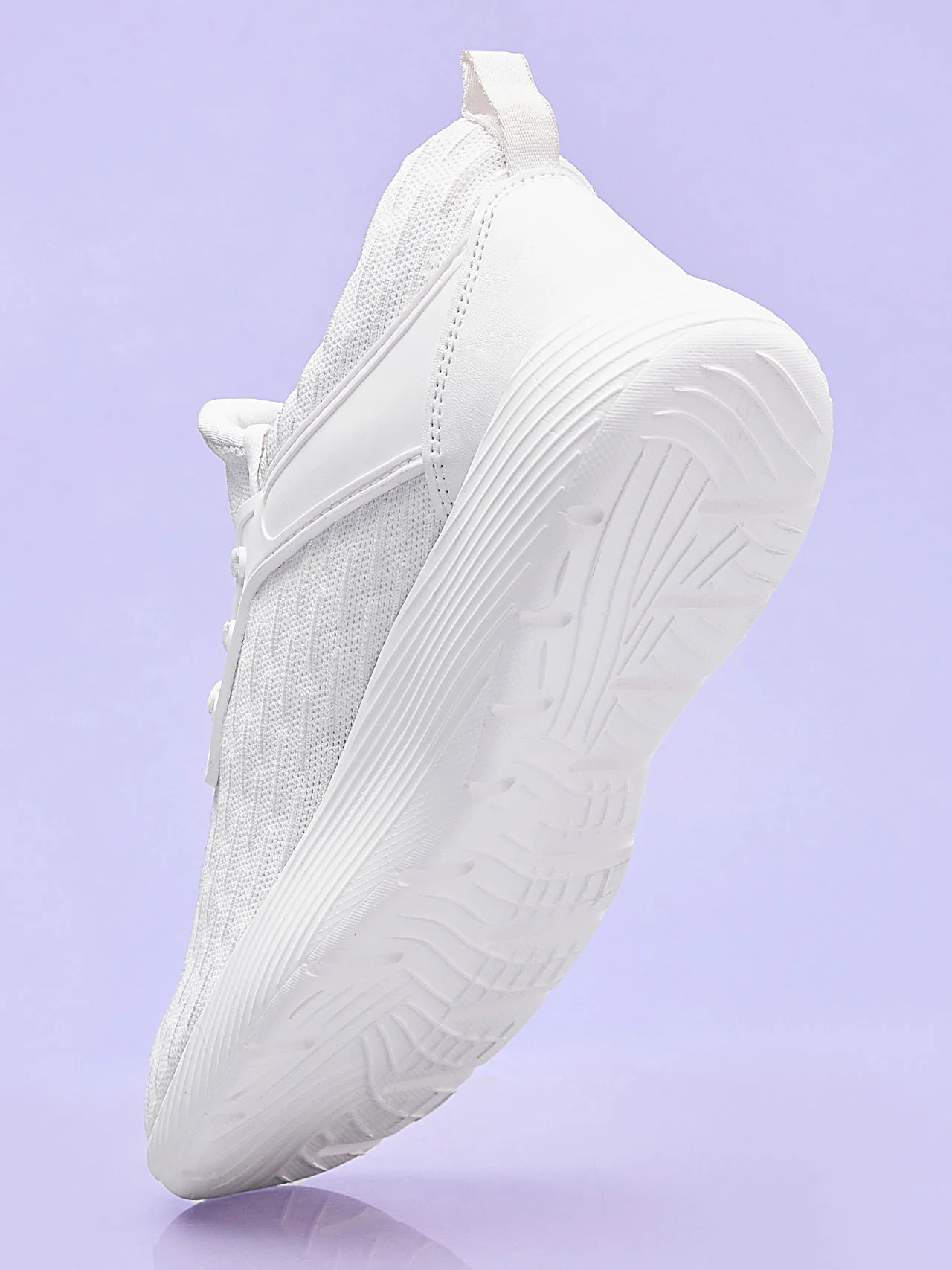 Avant Men's FeatherLite Running and Walking Shoes- White - Image 10