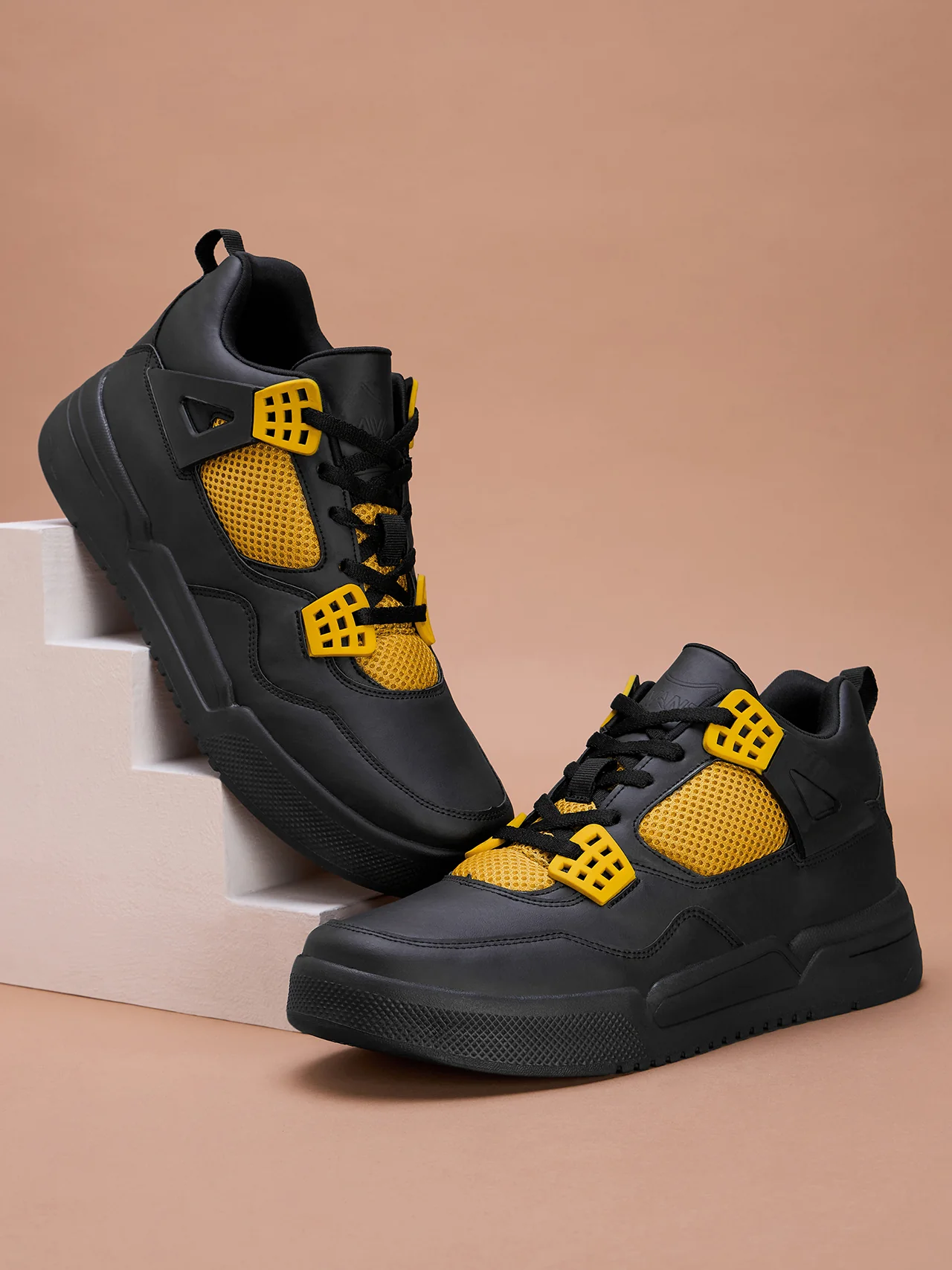 Avant Men's Felix Sneaker Shoes - Black / Yellow - Image 10
