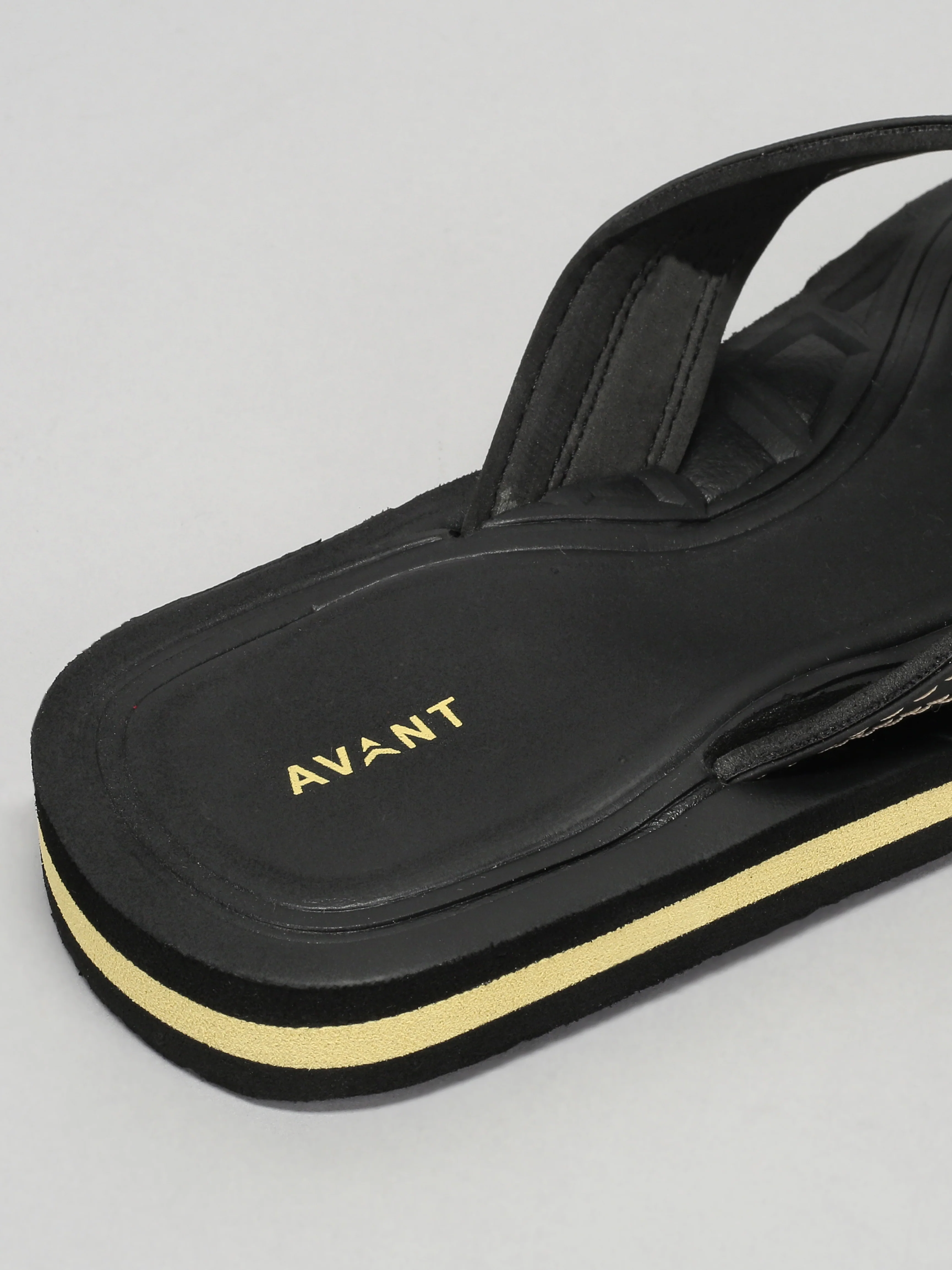 Avant Men's Flint Flip Flops - Black - Image 7