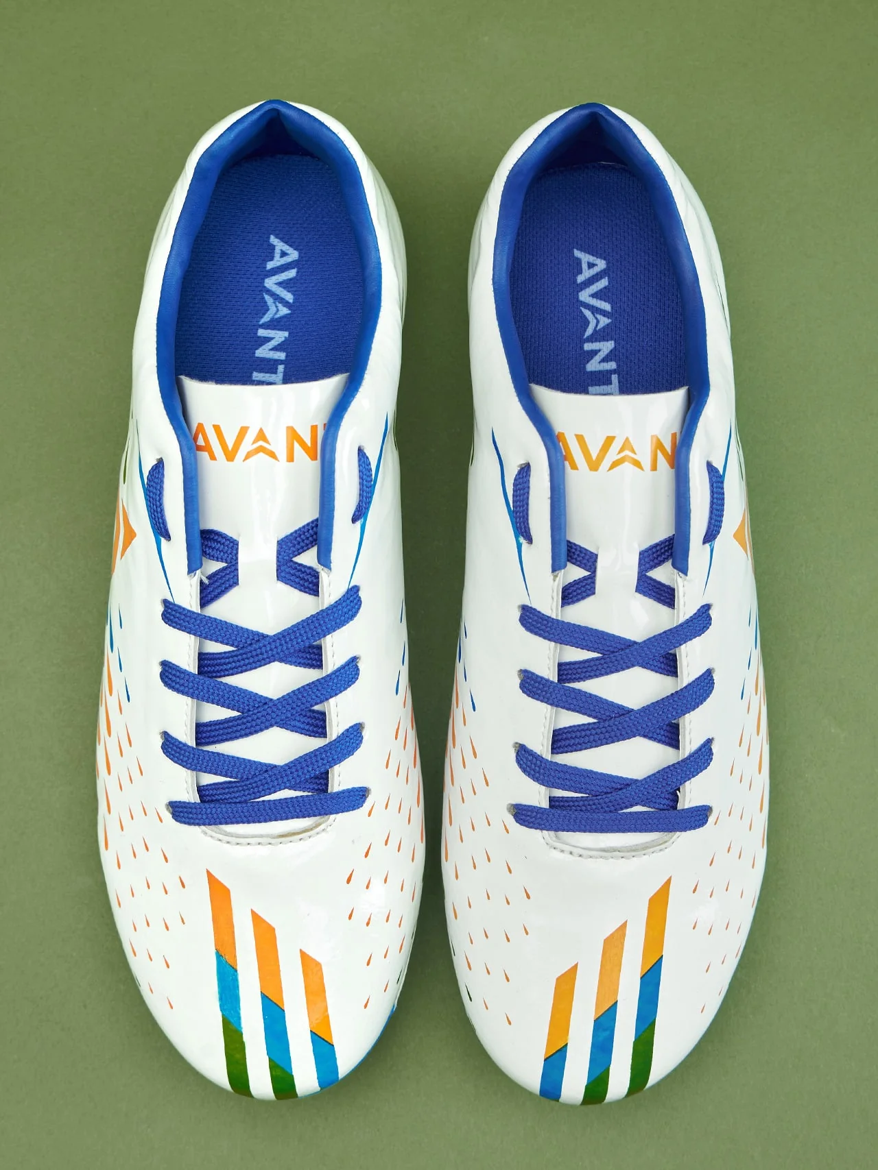 Avant Men's FreeKick Football Shoes-White/Blue - Image 9
