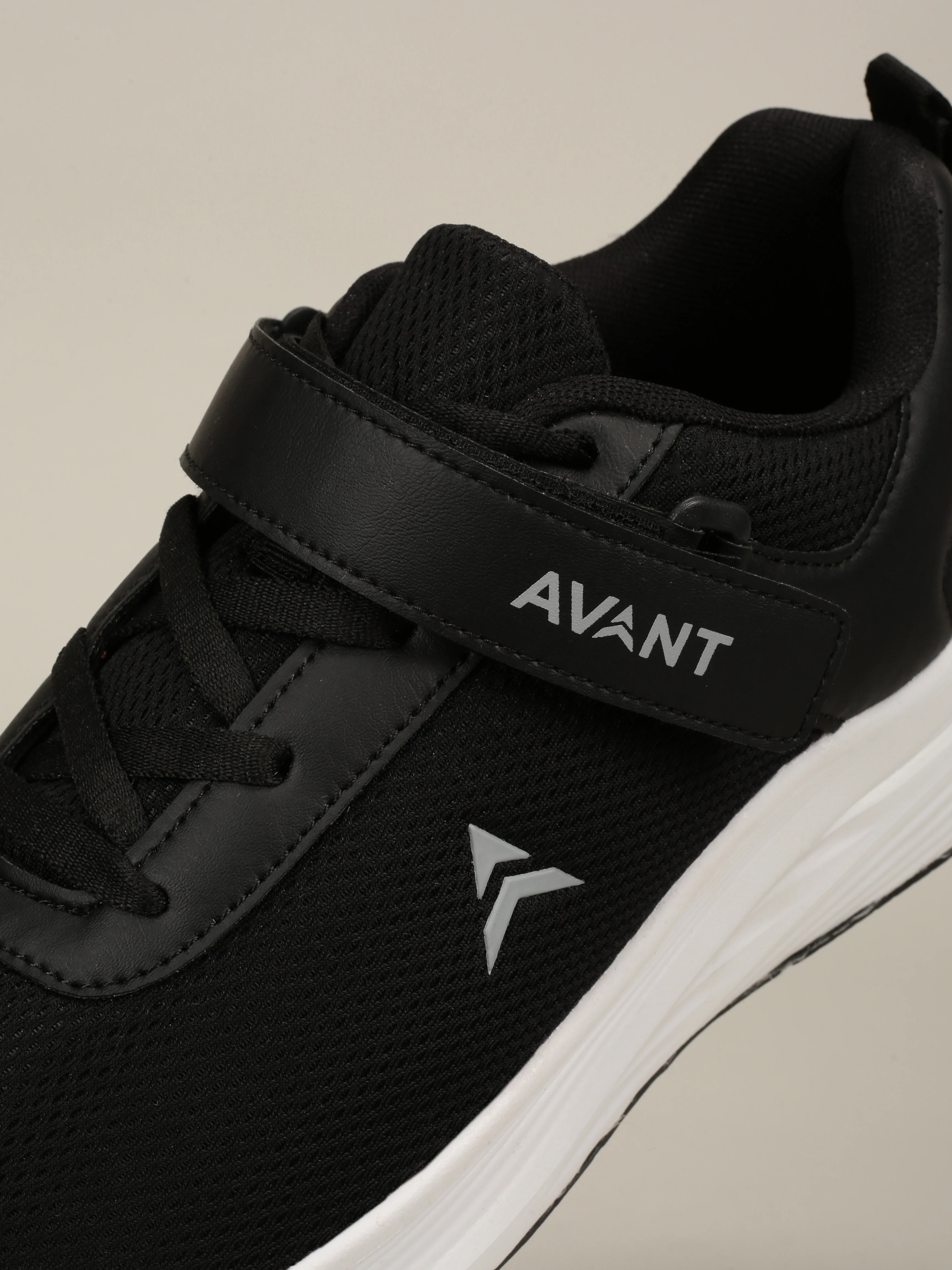 Avant Men’s GlideRun Running Shoes - Black - Image 8