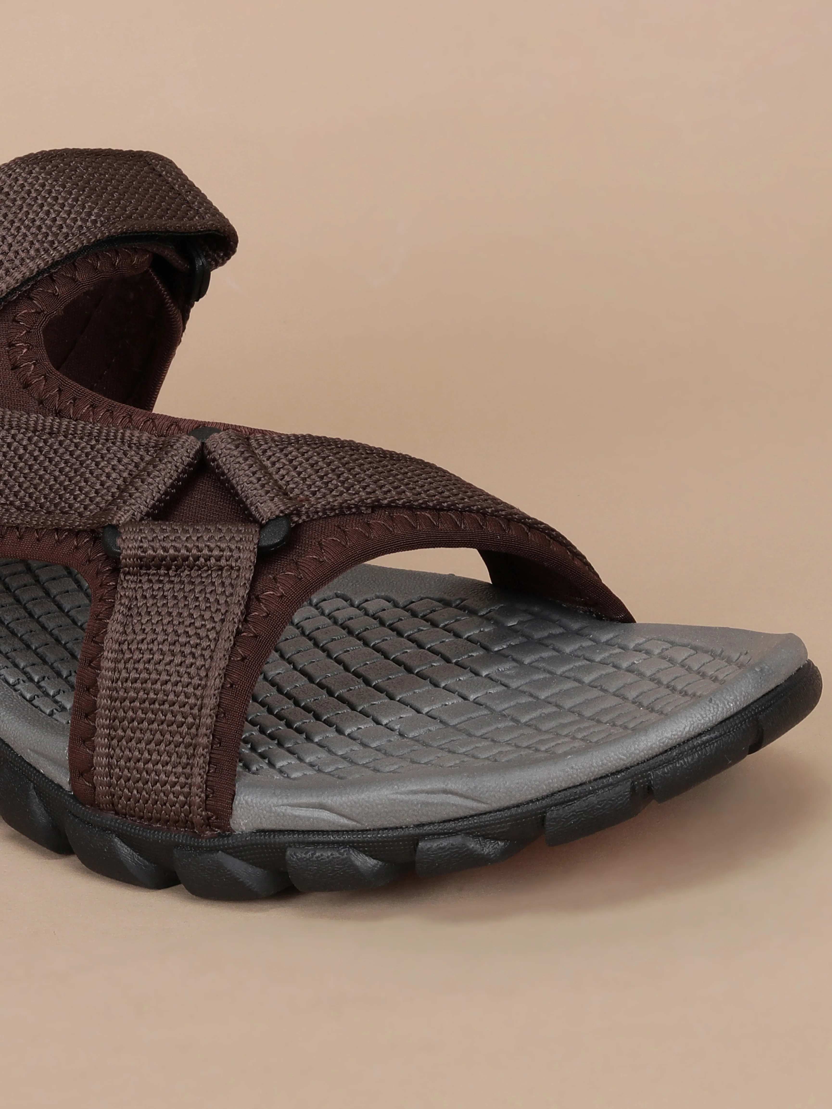 Avant Men's Gripper Sandals - Beige - Image 9