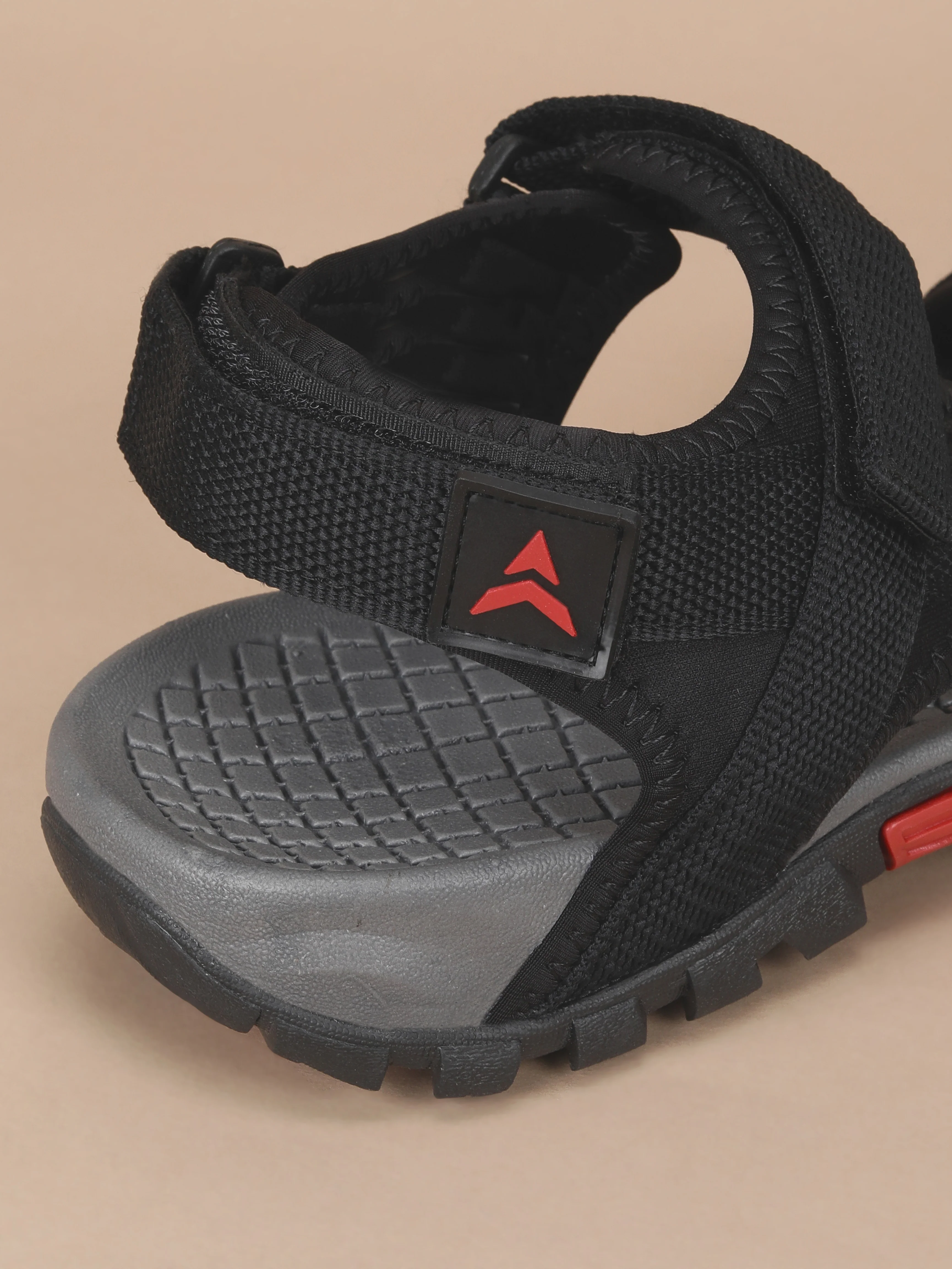 Avant Men's Gripper Sandals - Black - Image 10