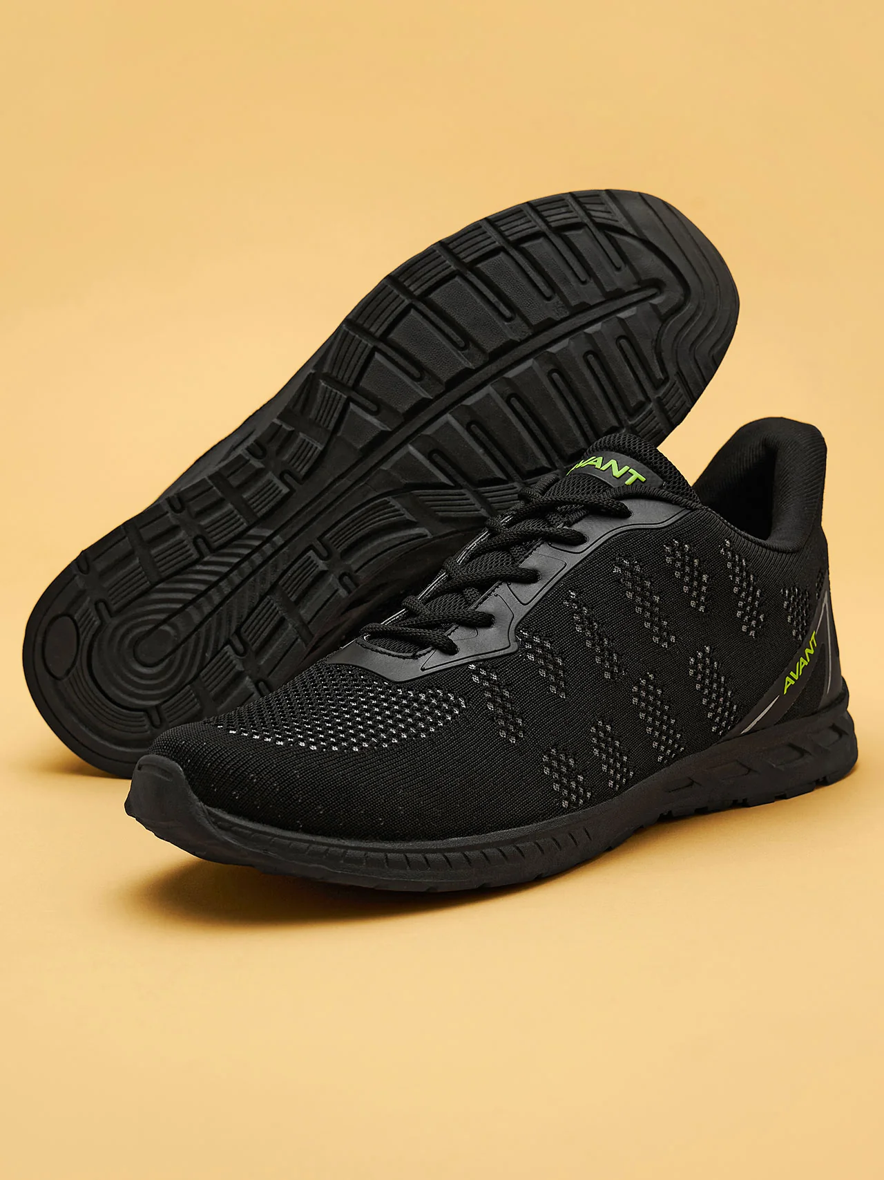 Avant Men's Hurricane Running and Training Shoes - Black/White- Black Outsole - Image 4