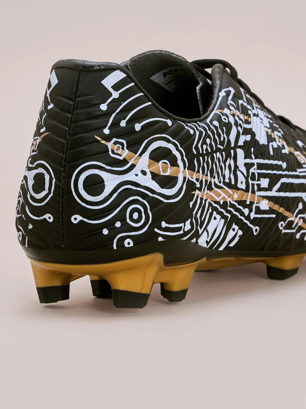 Avant Men's HustleX Football Shoes - Black - Image 8