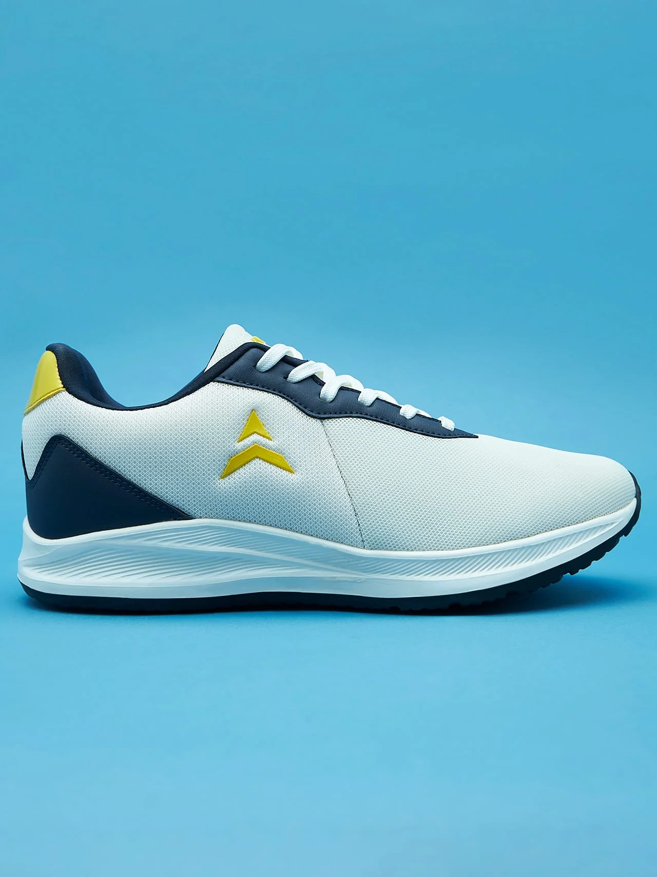 Avant Men's Mach Walking Shoes-White/Navy - Image 3