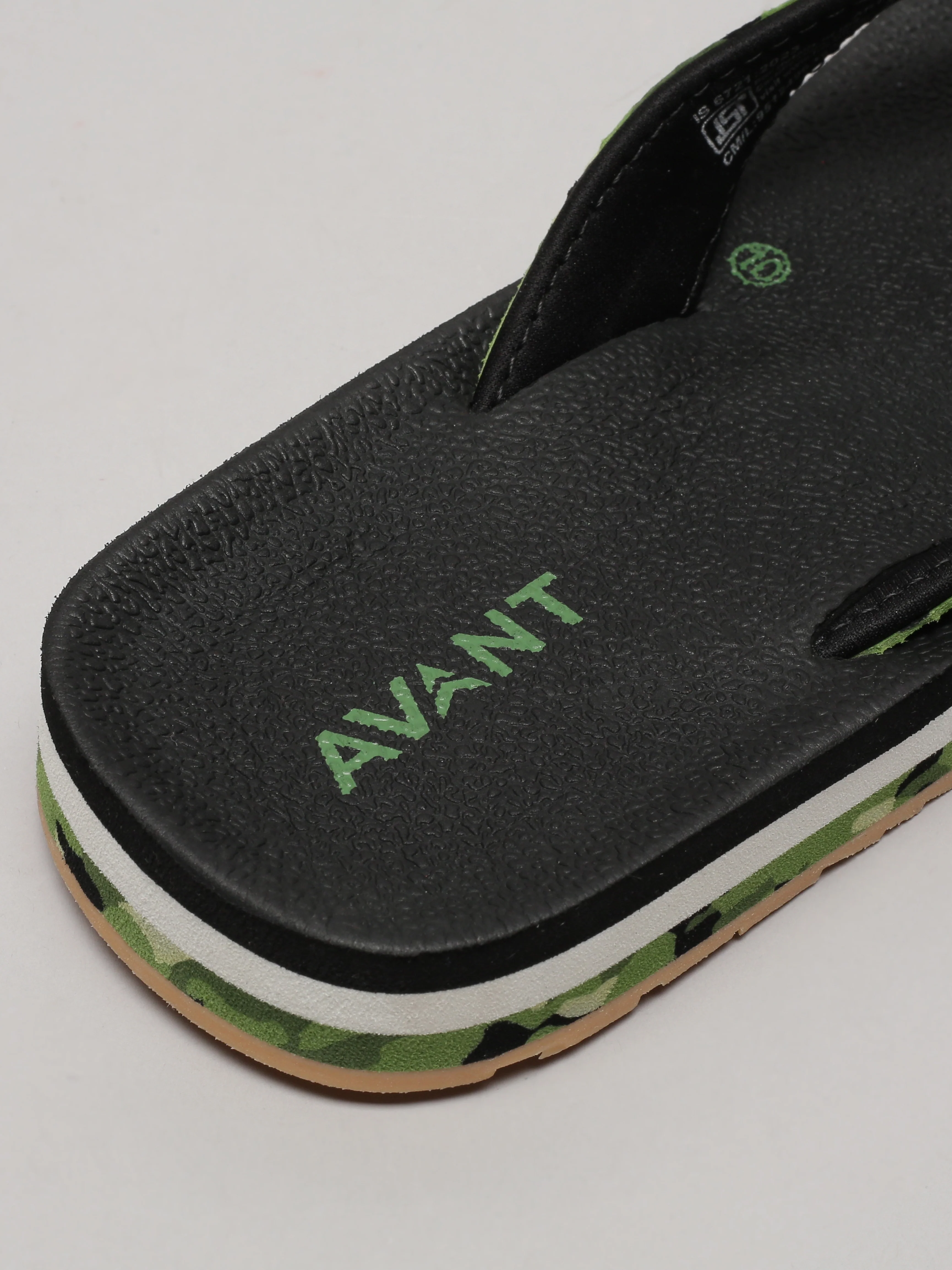 Avant Men's Mariner Flip Flops - Olive - Image 6