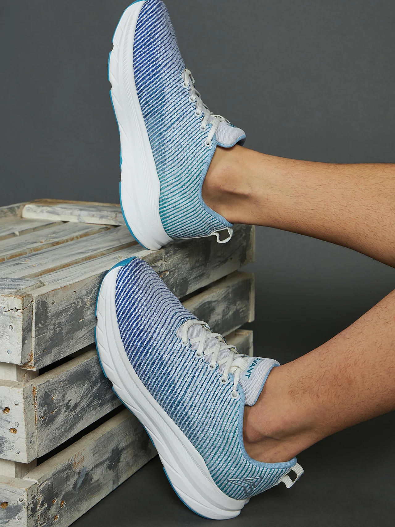 Avant Men's Matrix Running Shoes-Blue - Image 2