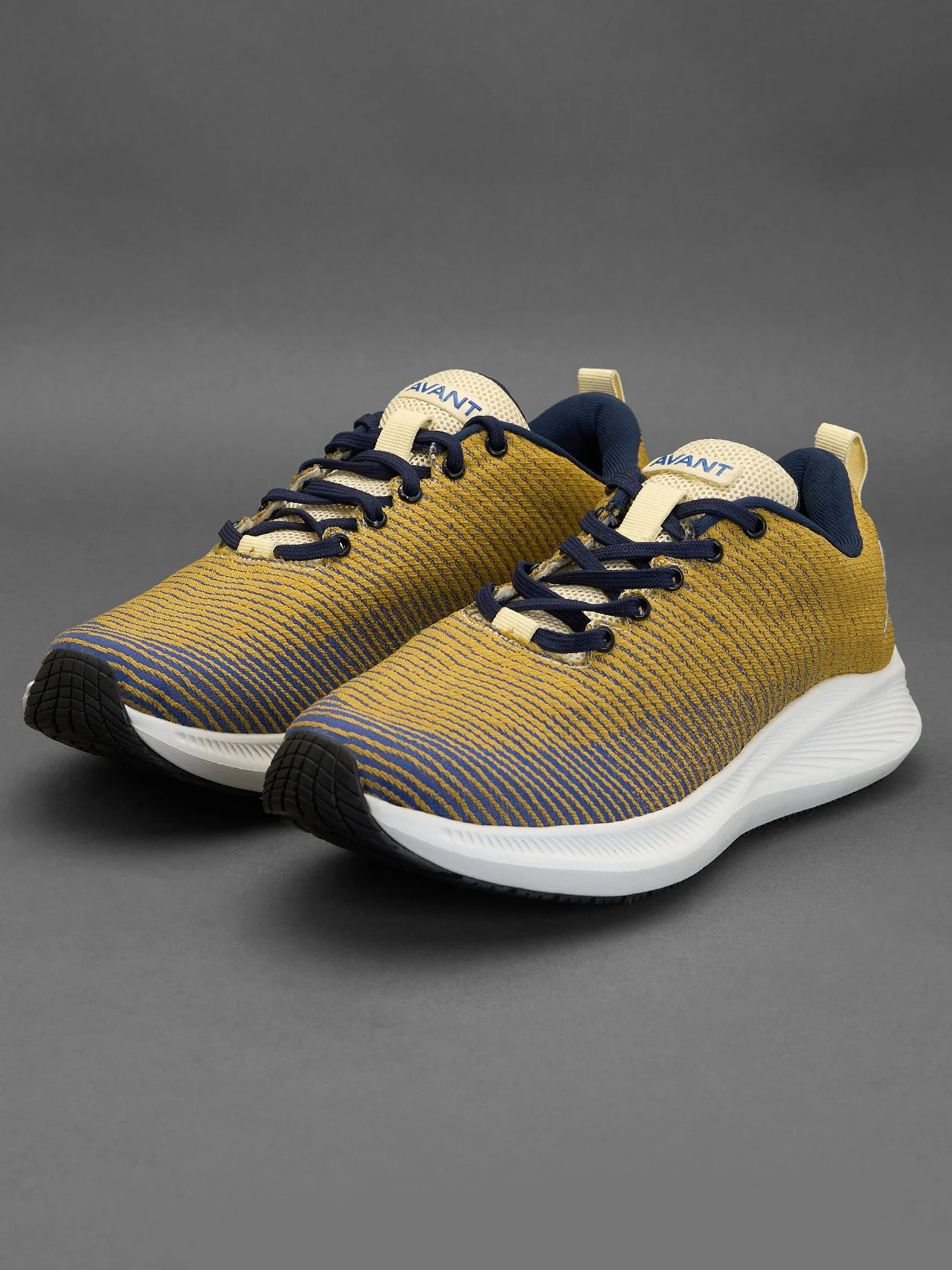 Avant Men's Matrix Running Shoes-Gold/Blue - Image 5
