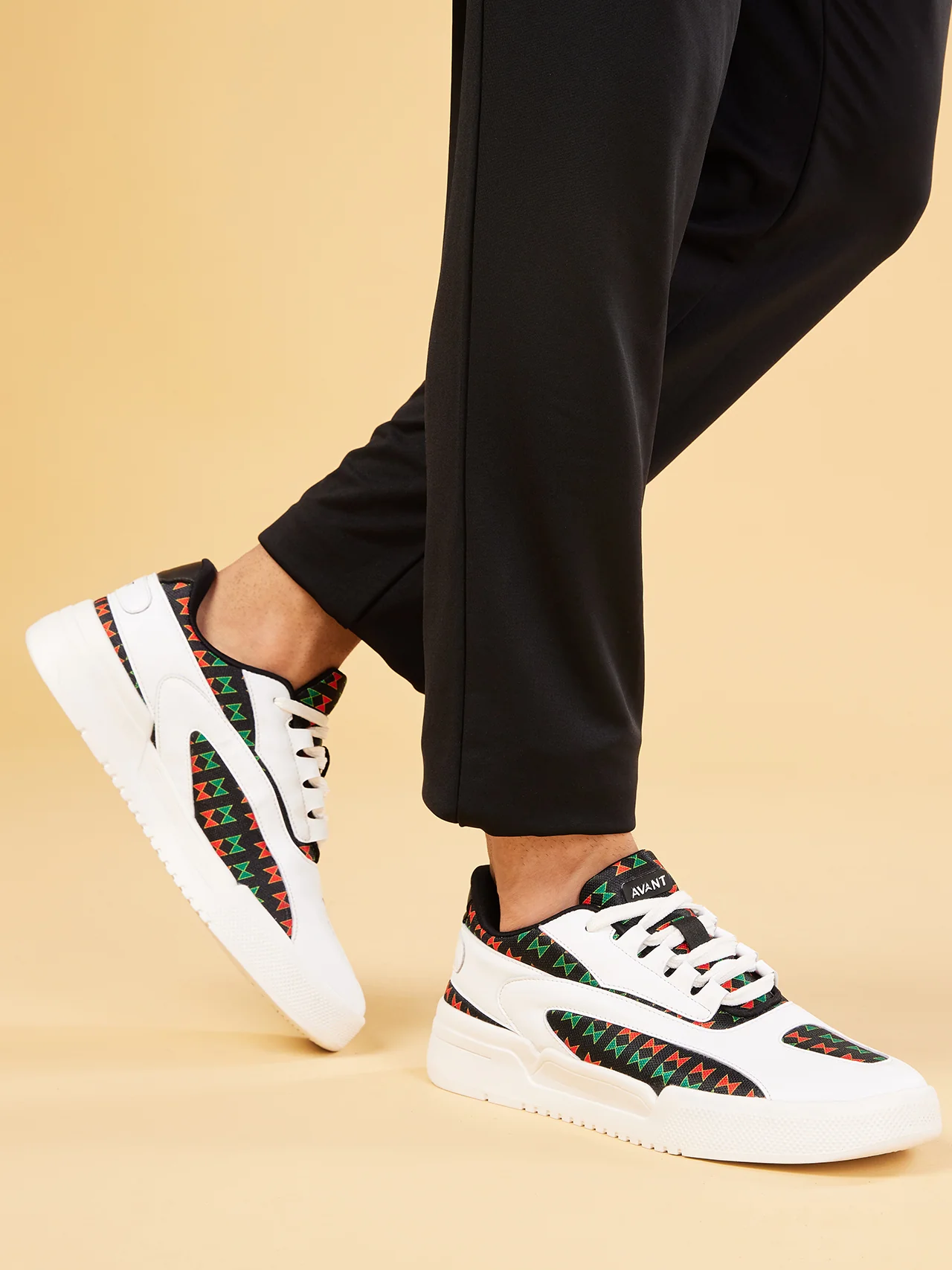 Avant Men's Maximus Sneaker Shoes - White/Black - Image 2