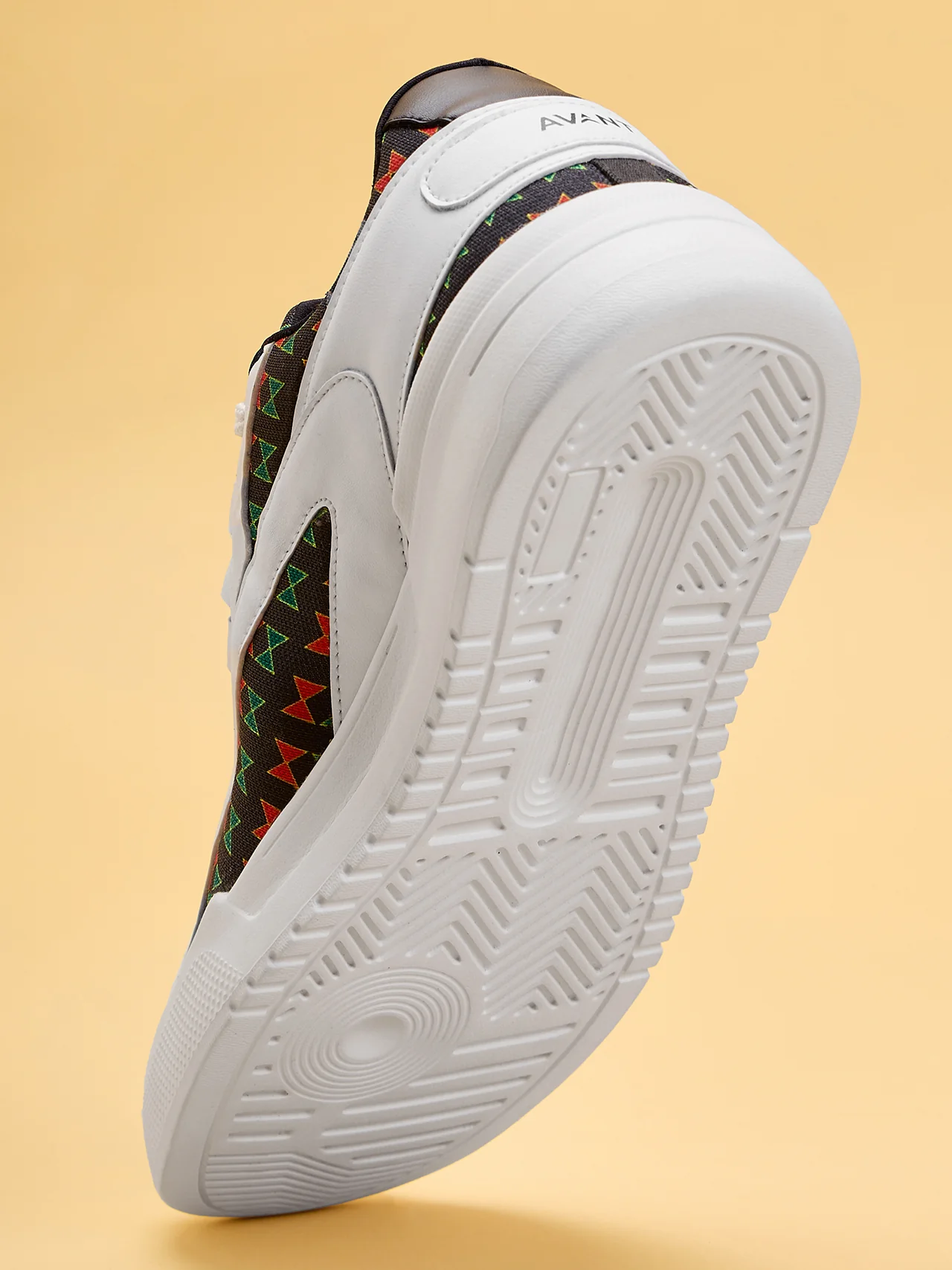 Avant Men's Maximus Sneaker Shoes - White/Black - Image 8