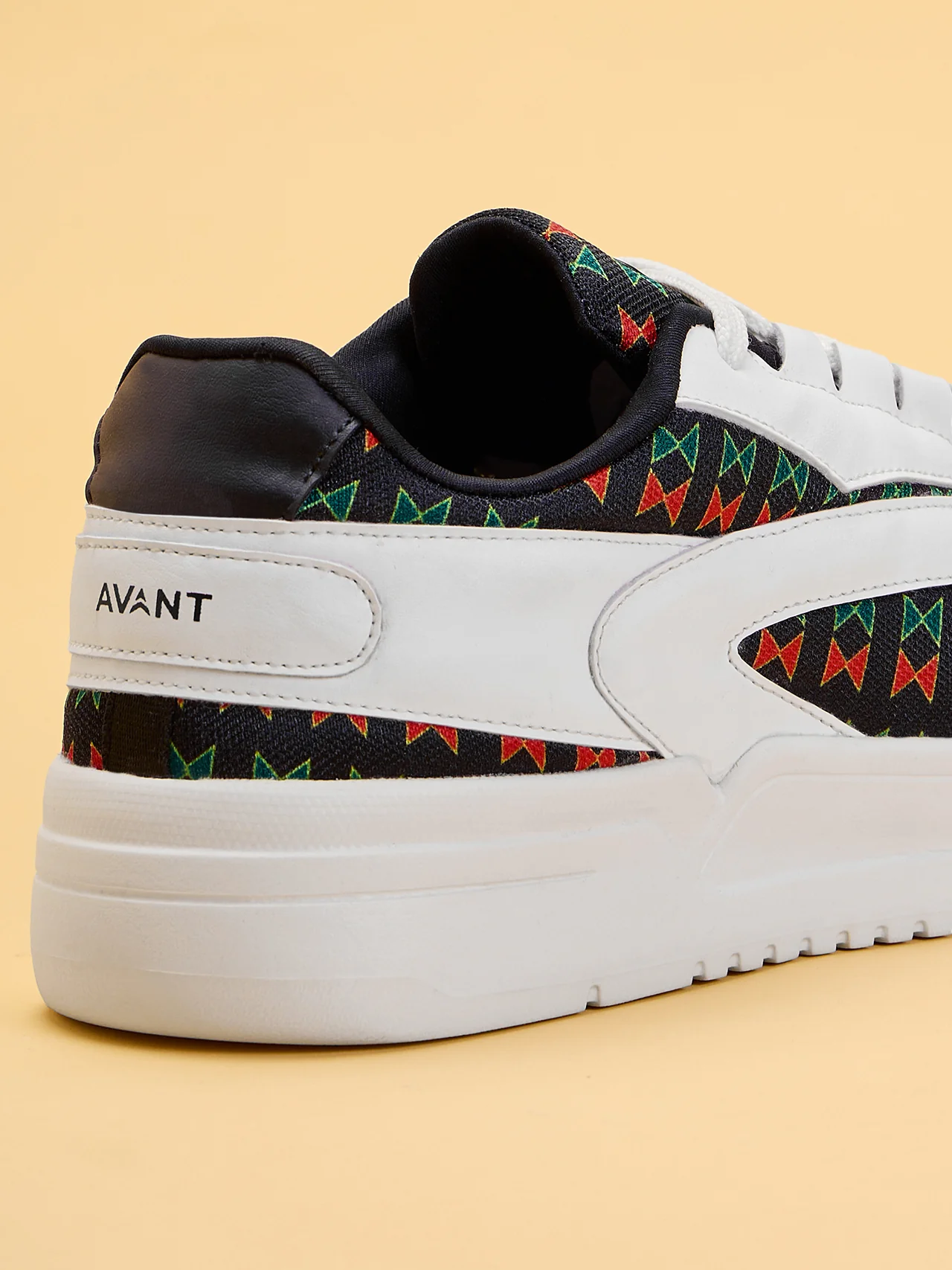 Avant Men's Maximus Sneaker Shoes - White/Black - Image 9