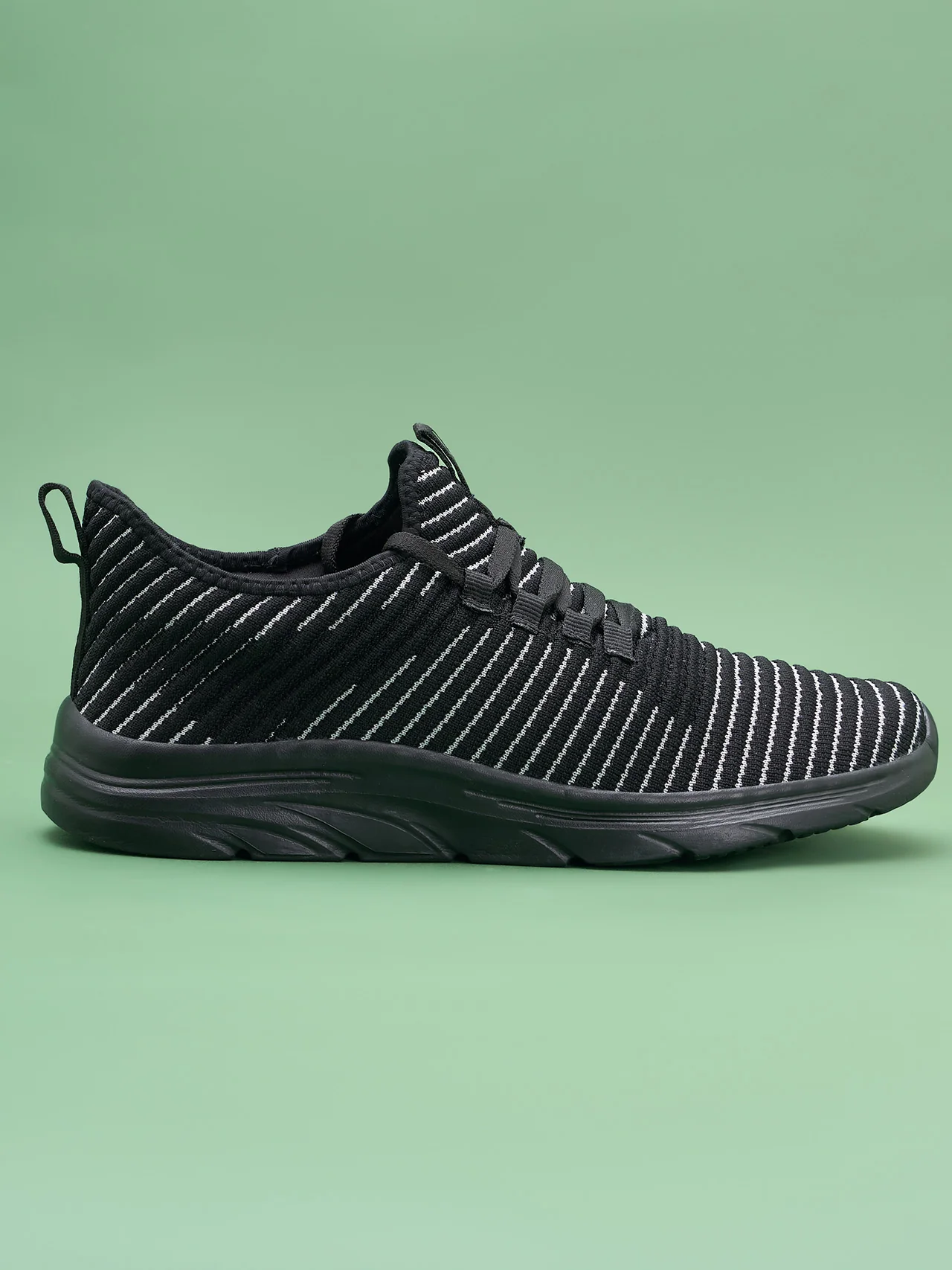 Avant Men's Maze On Walking shoes- Black - Image 4