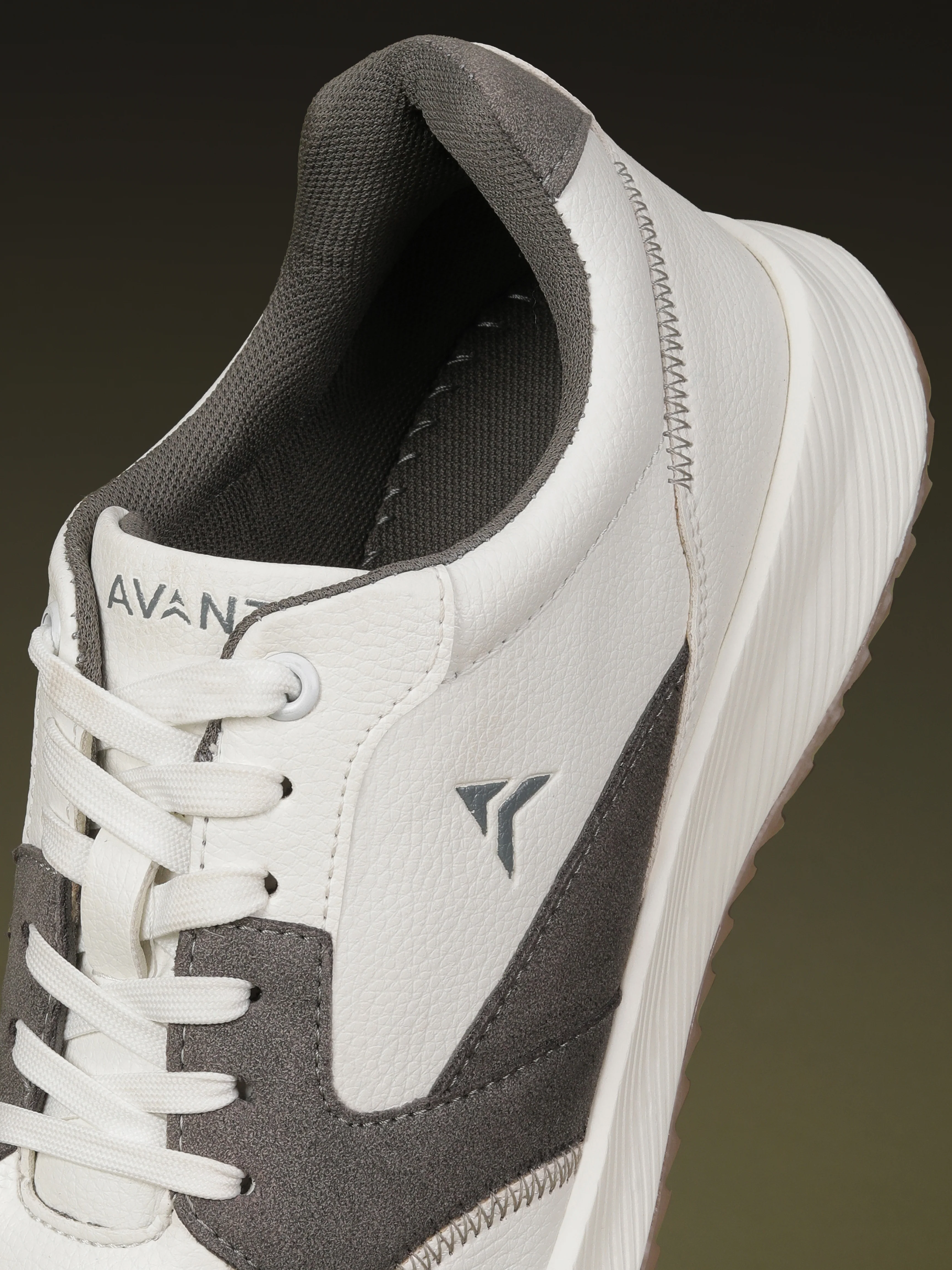 Avant Men's MotionCore Running Shoes - White/Grey - Image 11