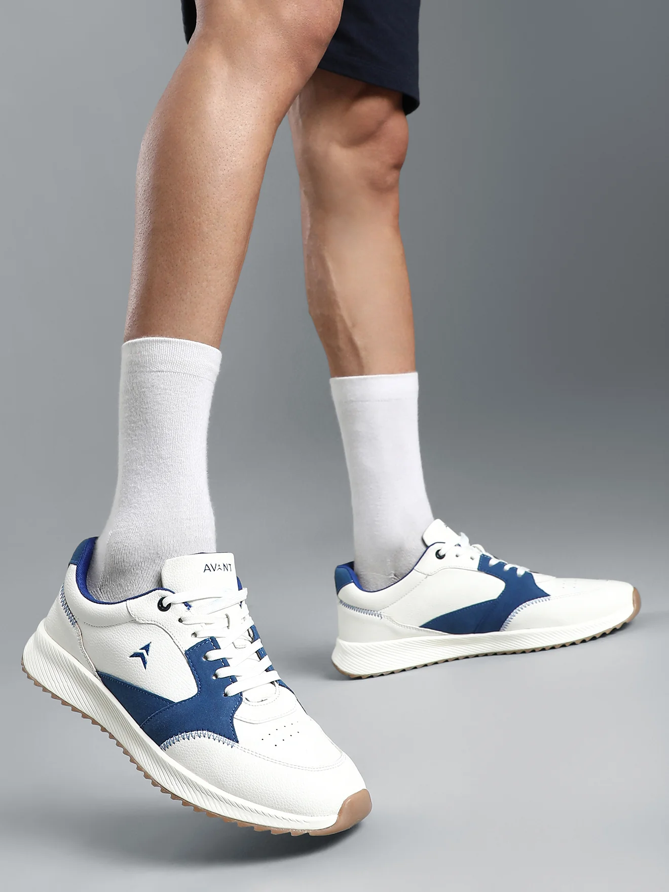 Avant Men's MotionCore Running Shoes - White/Royal Blue - Image 6
