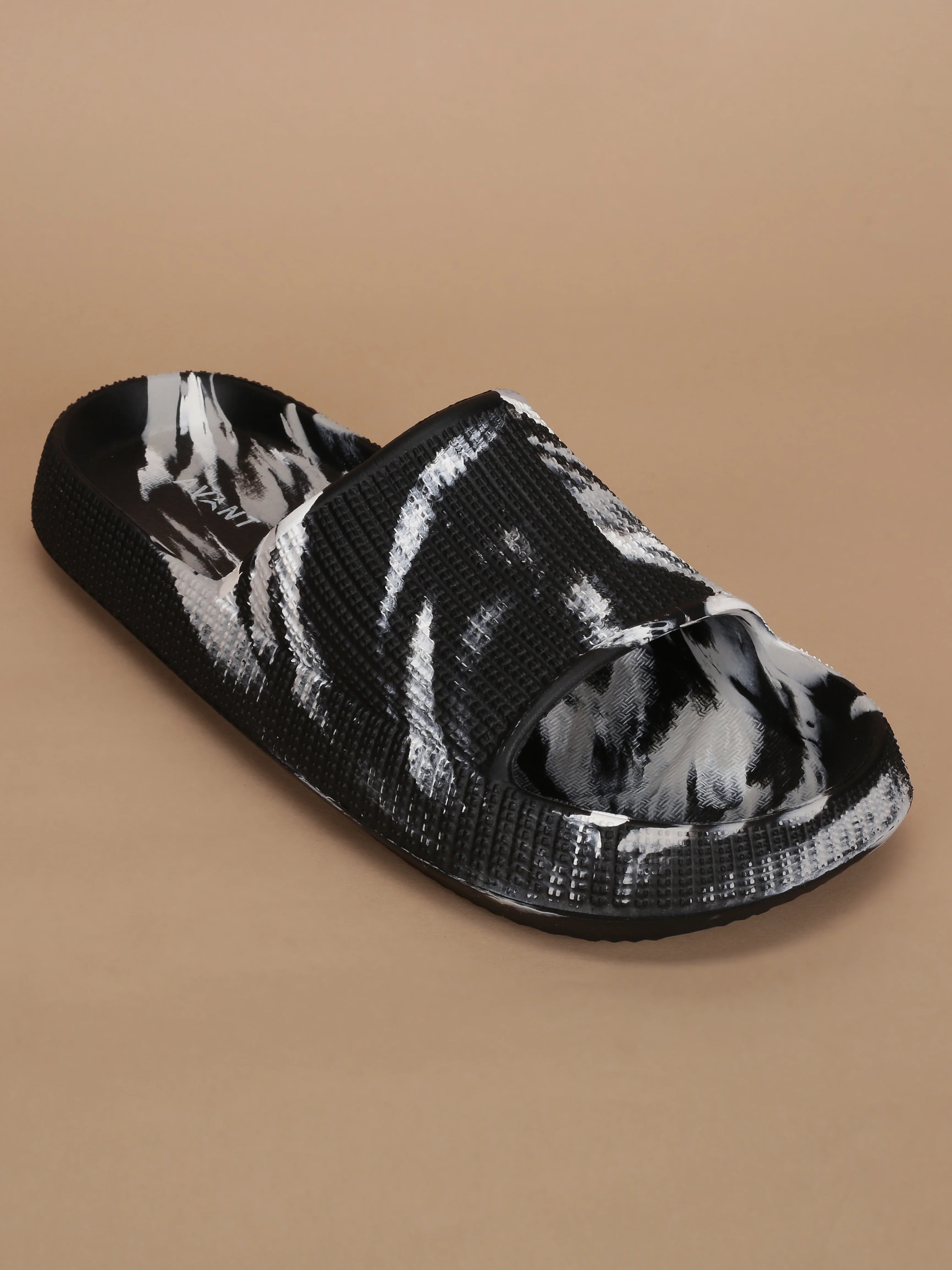 Avant Men's Nox Sliders - Black/White - Image 2