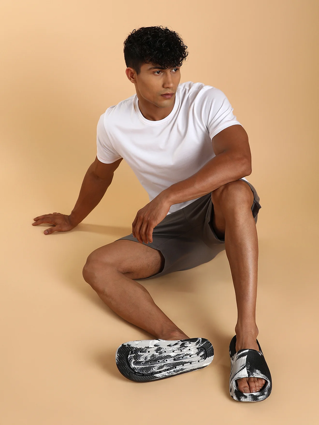 Avant Men's Nox Sliders - Black/White - Image 3