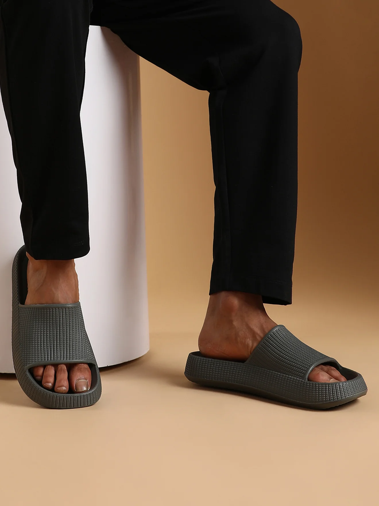 Avant Men's Nox Sliders - Grey - Image 7