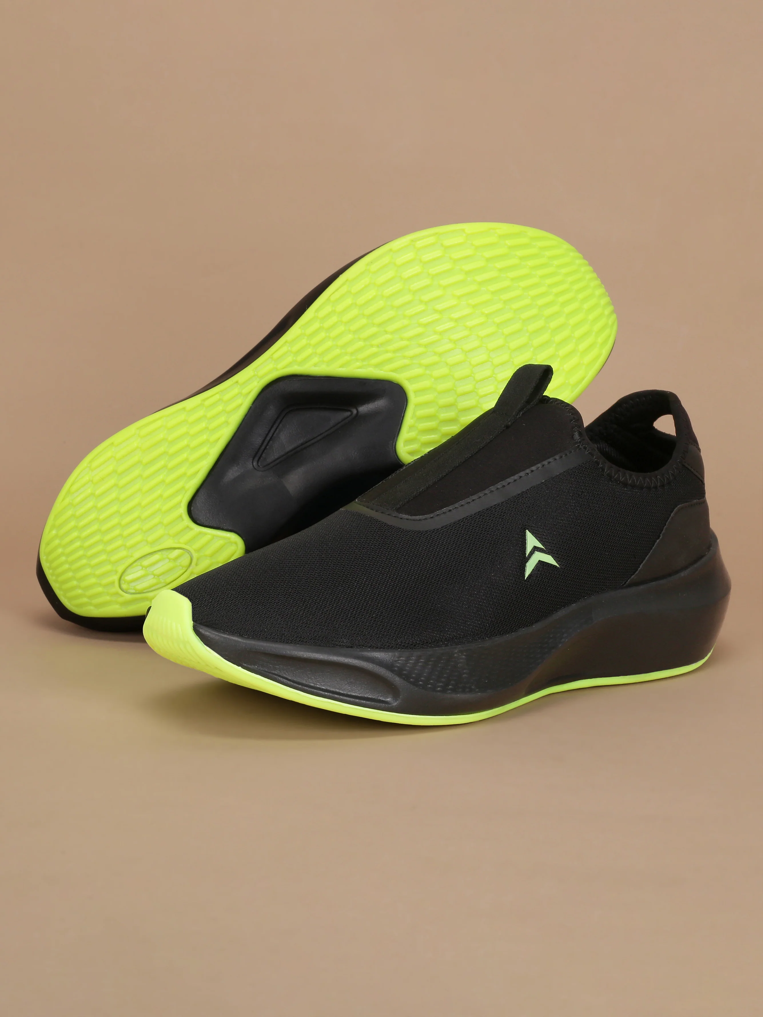 Avant Men's OneGo Slip-On Shoes - Black/Lemon - Image 9