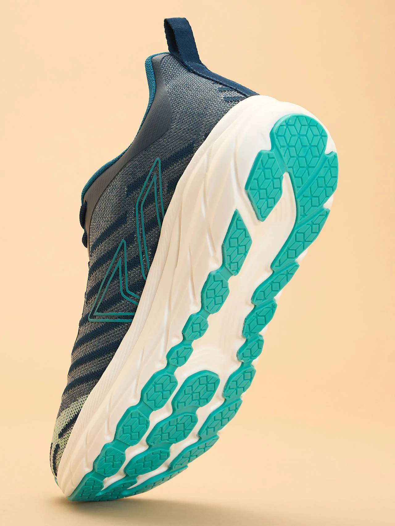 Avant Men's Pace On Running shoes - See Green/Sky Blue - Image 8