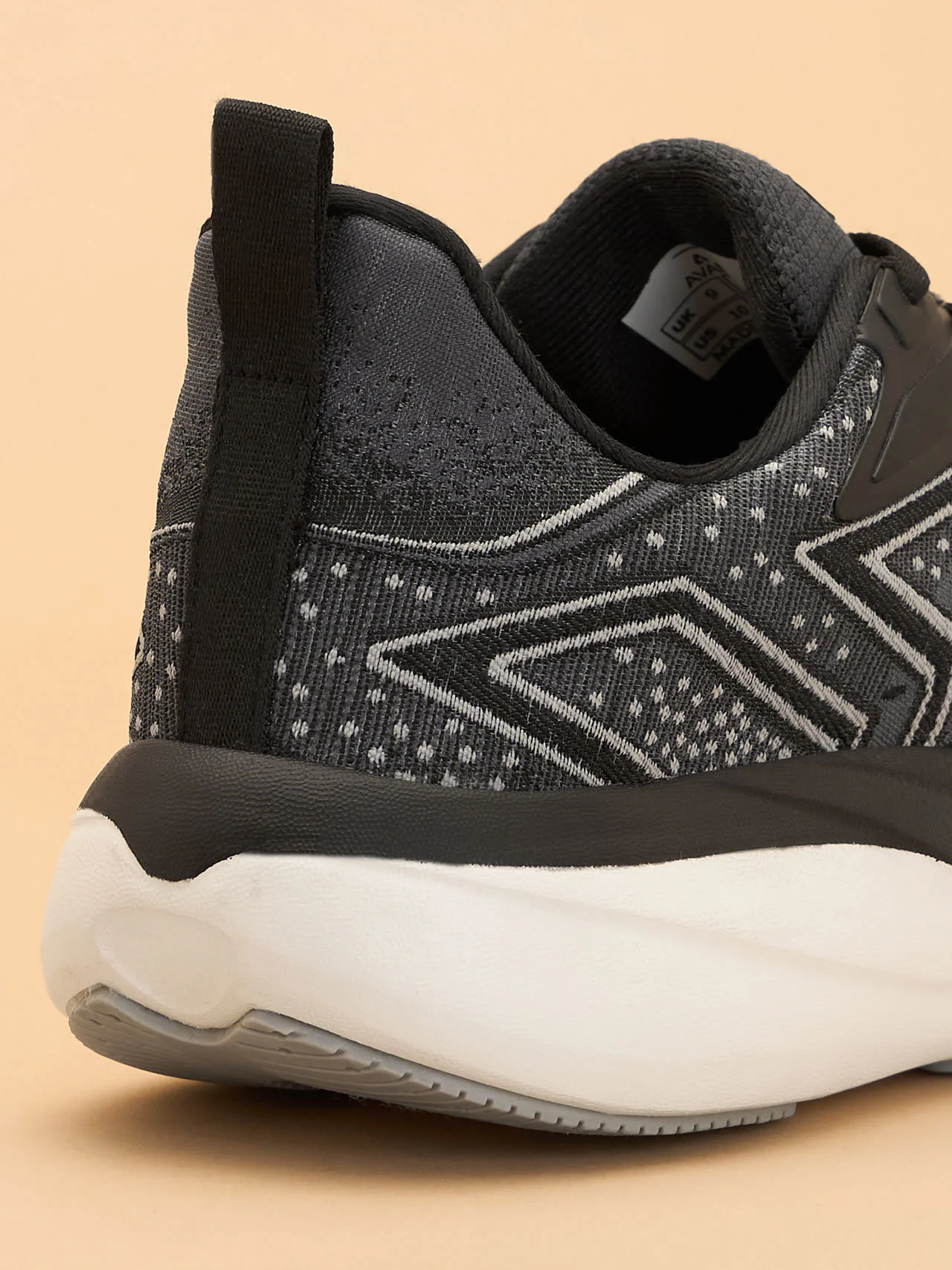Avant Men's PowerUp Running Shoes,Black - Image 7