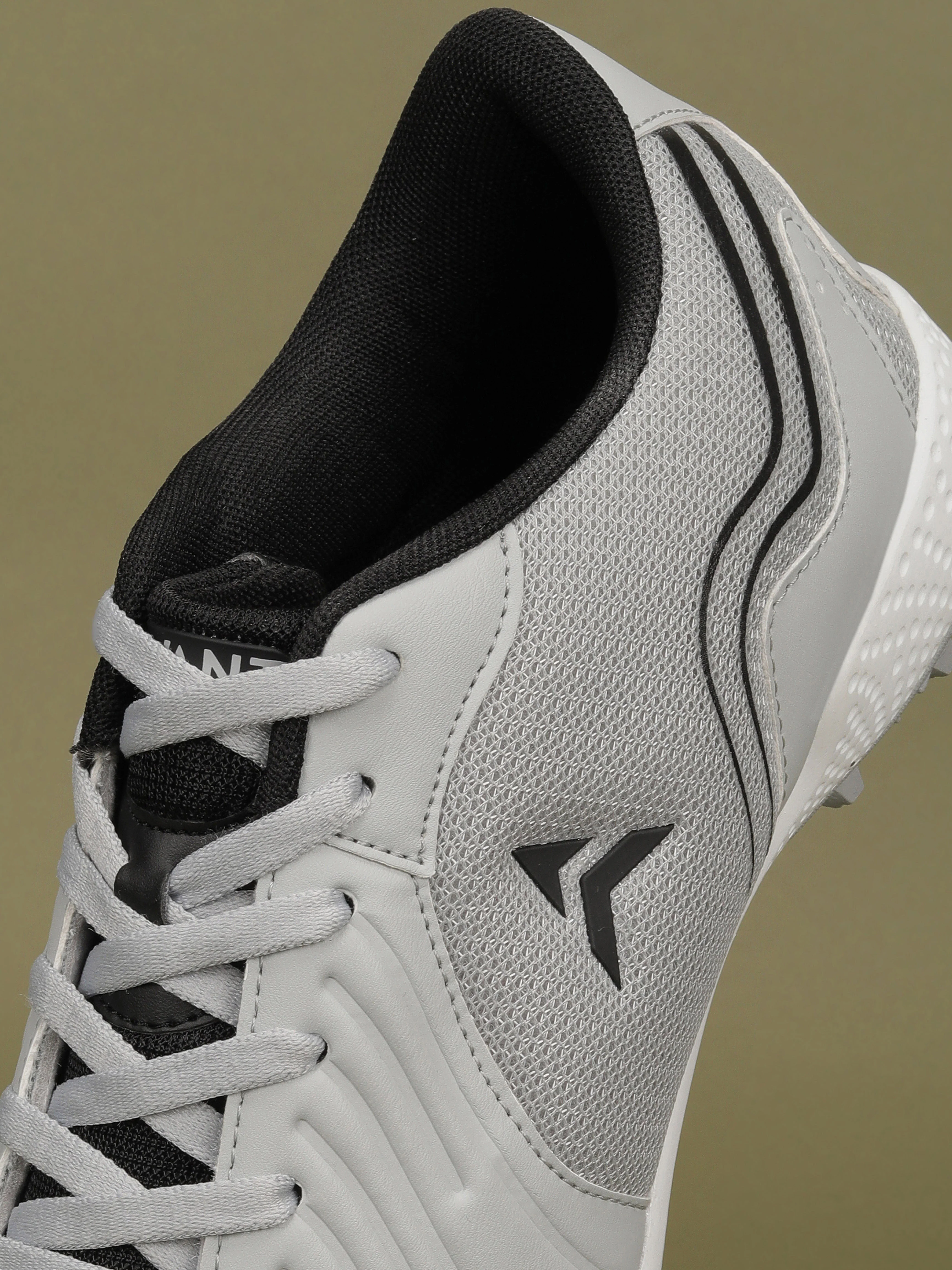 Avant Men's Streamline Turf Football Shoes - Grey - Image 10